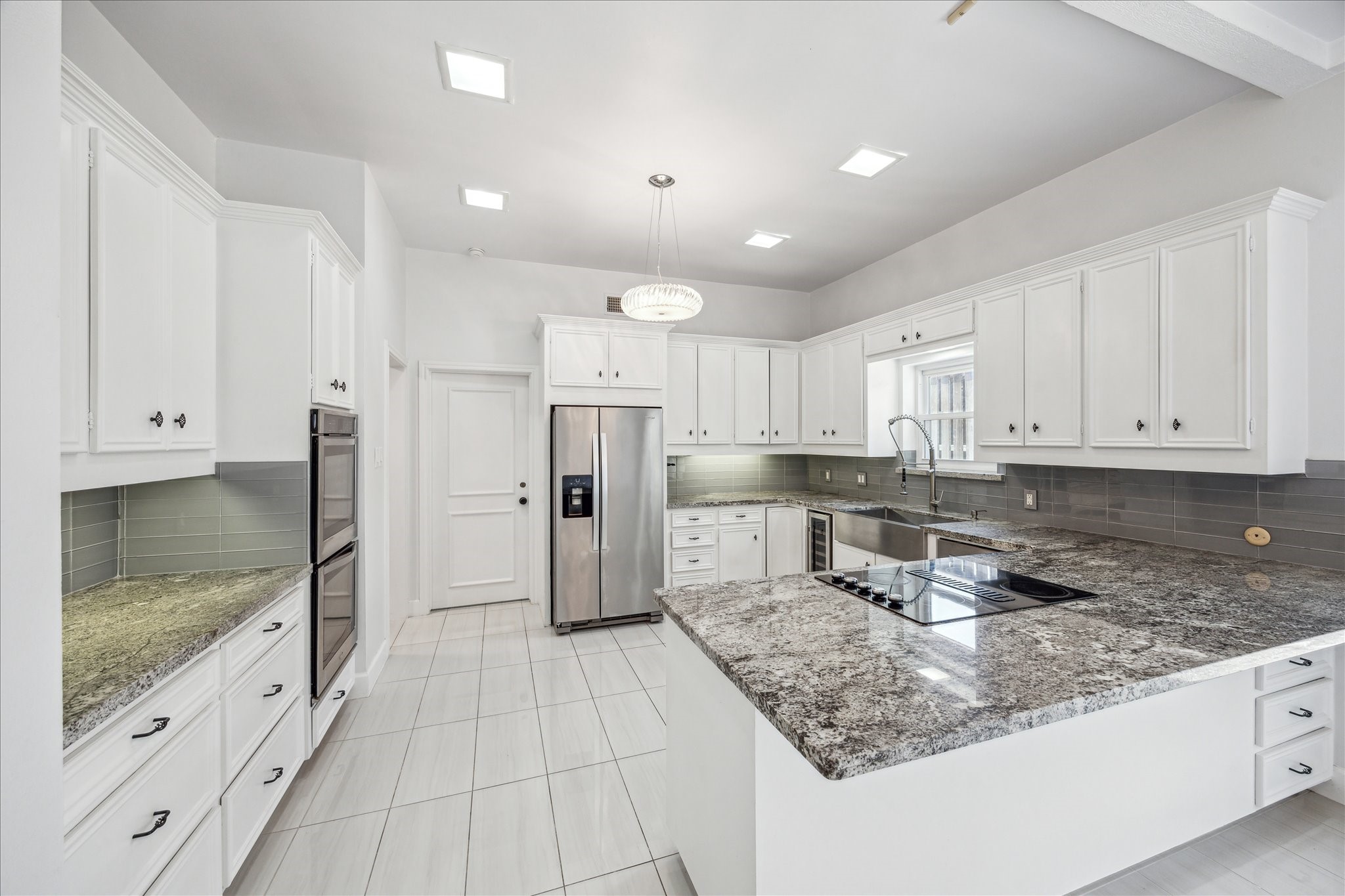 250 Gessner Road Property Photo 19