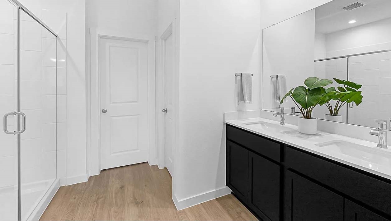 10734 Dogwood Sky Drive Property Photo 19