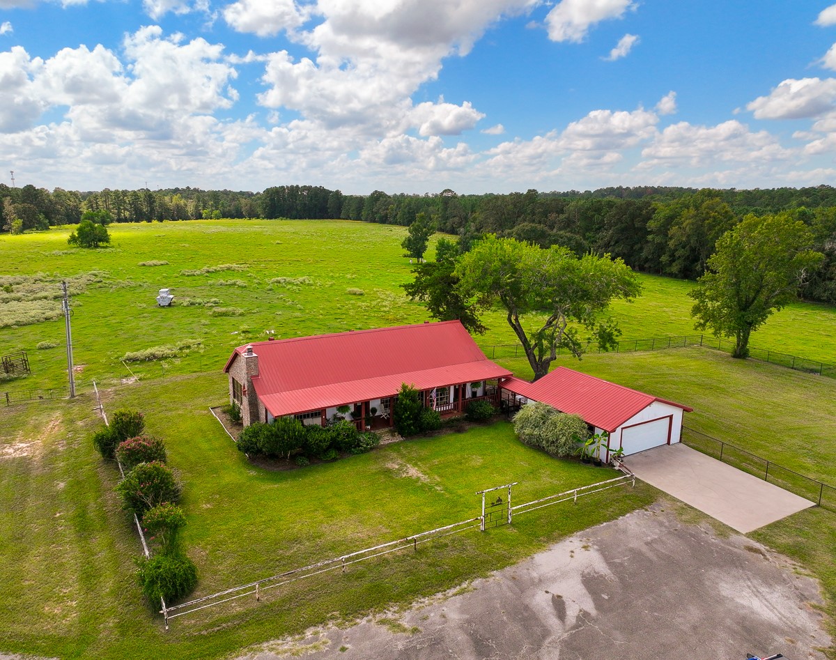 567 Tamie Lowe Road Property Photo 3