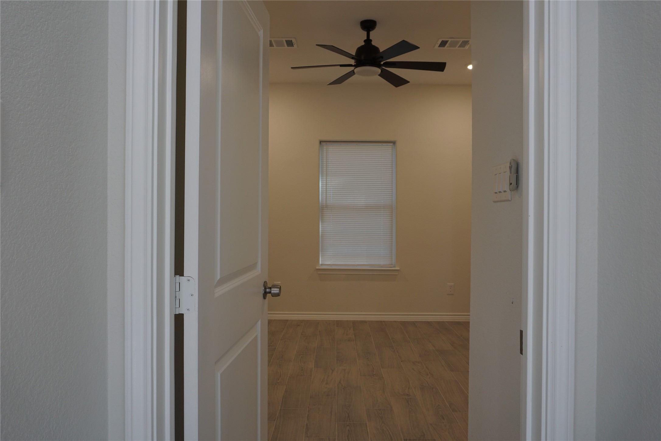 10023 Calendar St Property Photo 14
