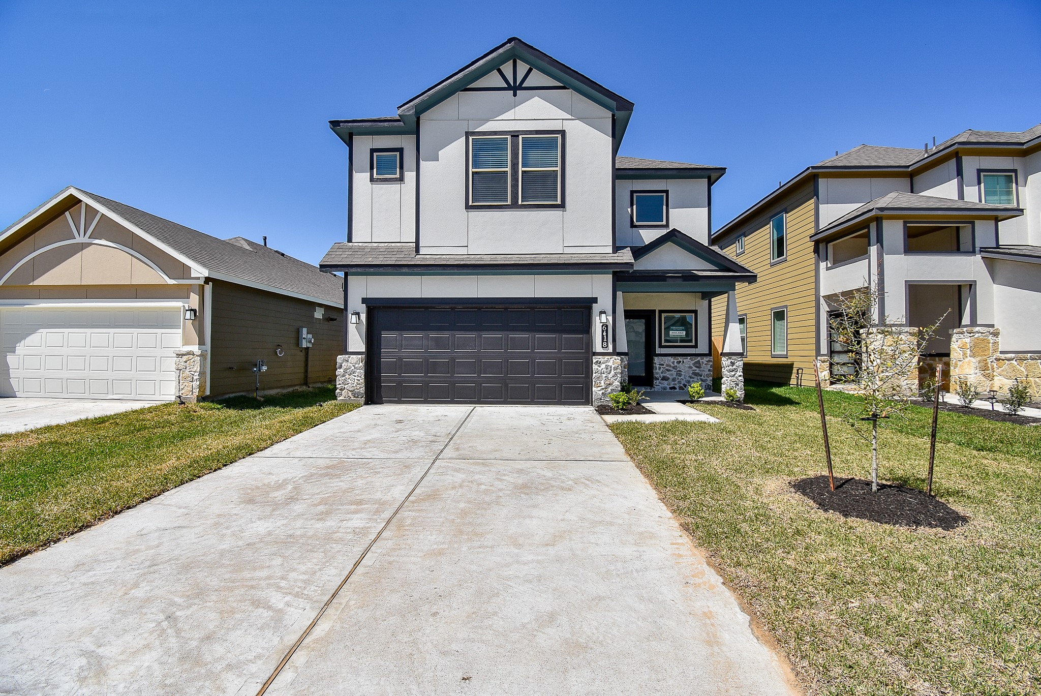 6418 Pomona Court Property Photo 1