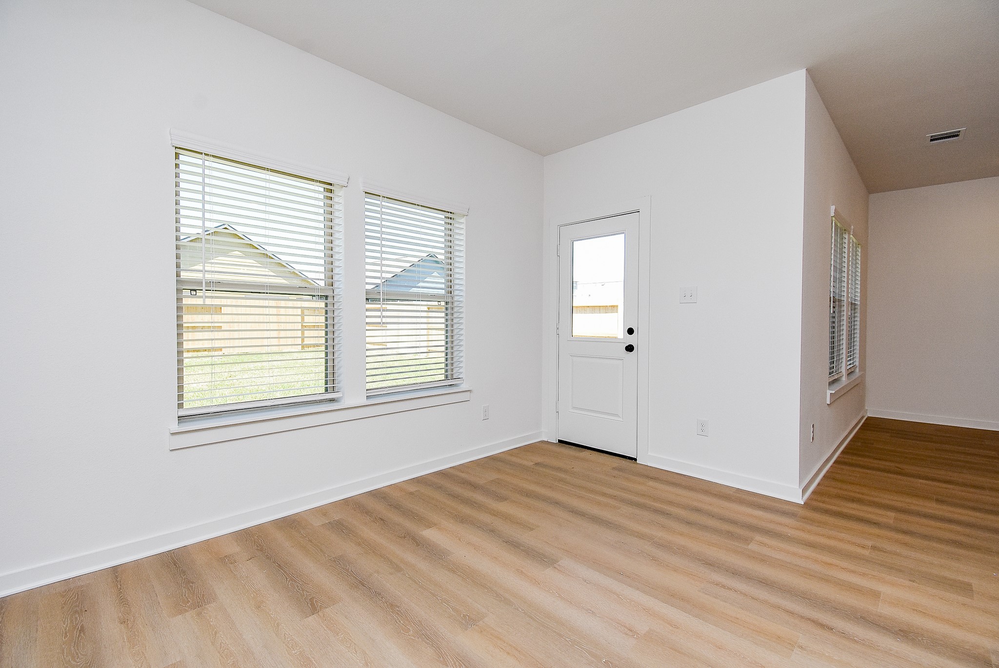 6418 Pomona Court Property Photo 19