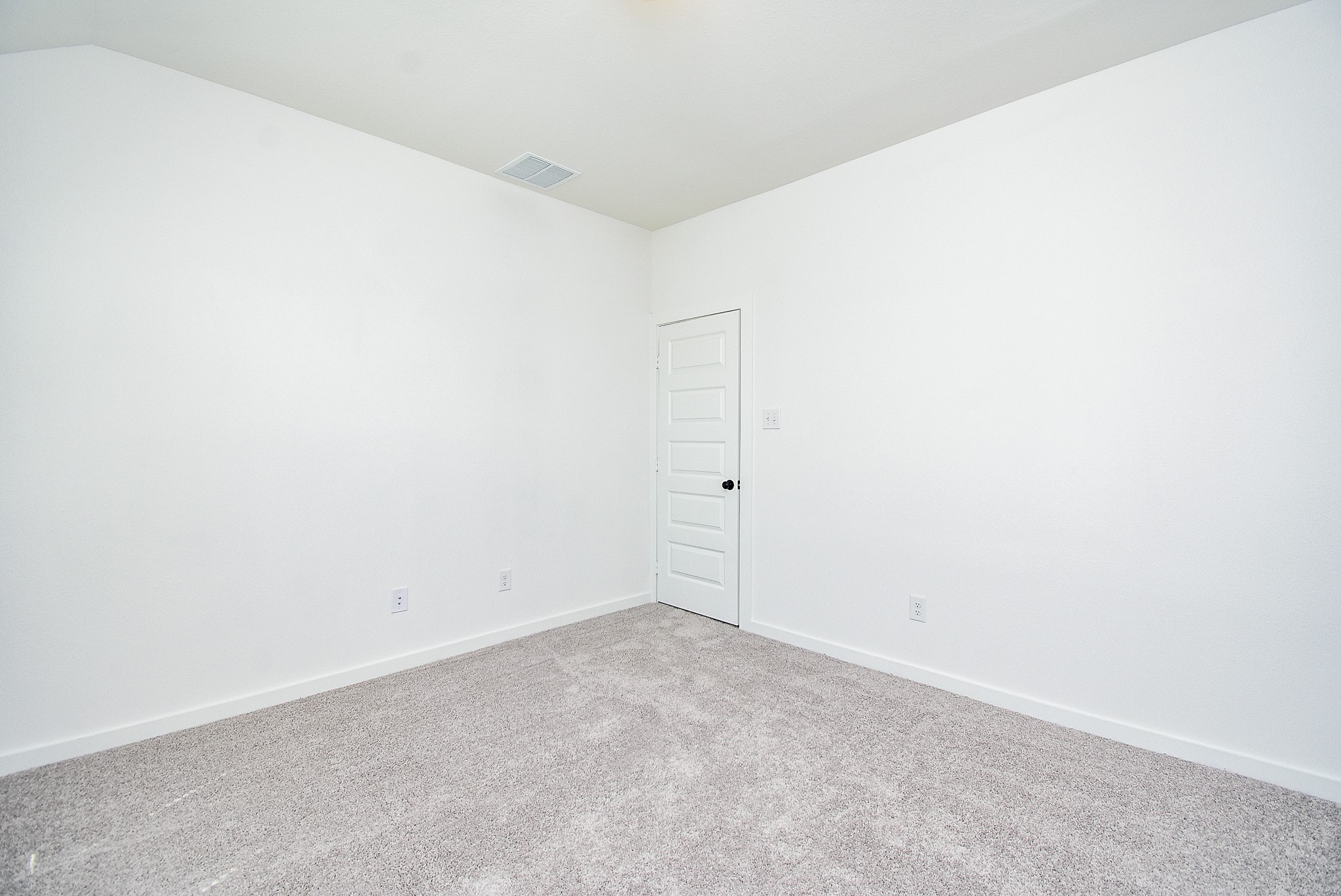6418 Pomona Court Property Photo 29
