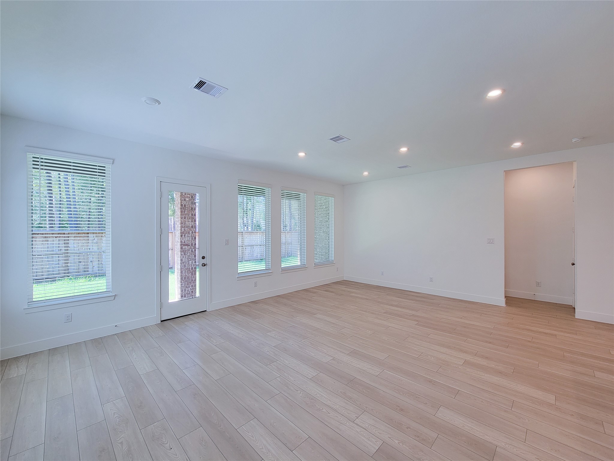 22282 Junction Peak Property Photo 5