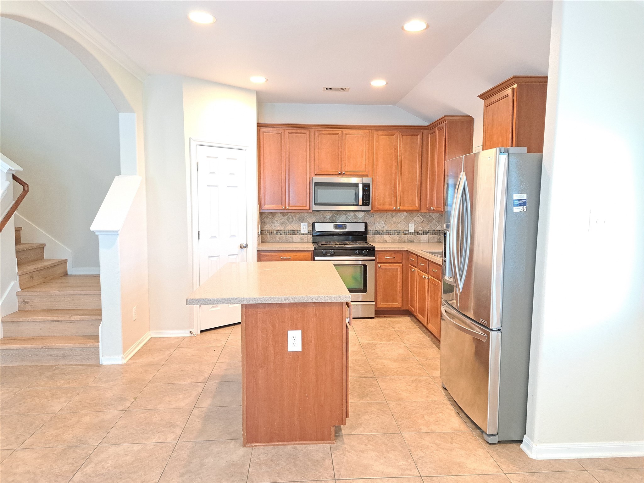 26726 Bellwood Pines Drive Property Photo 4