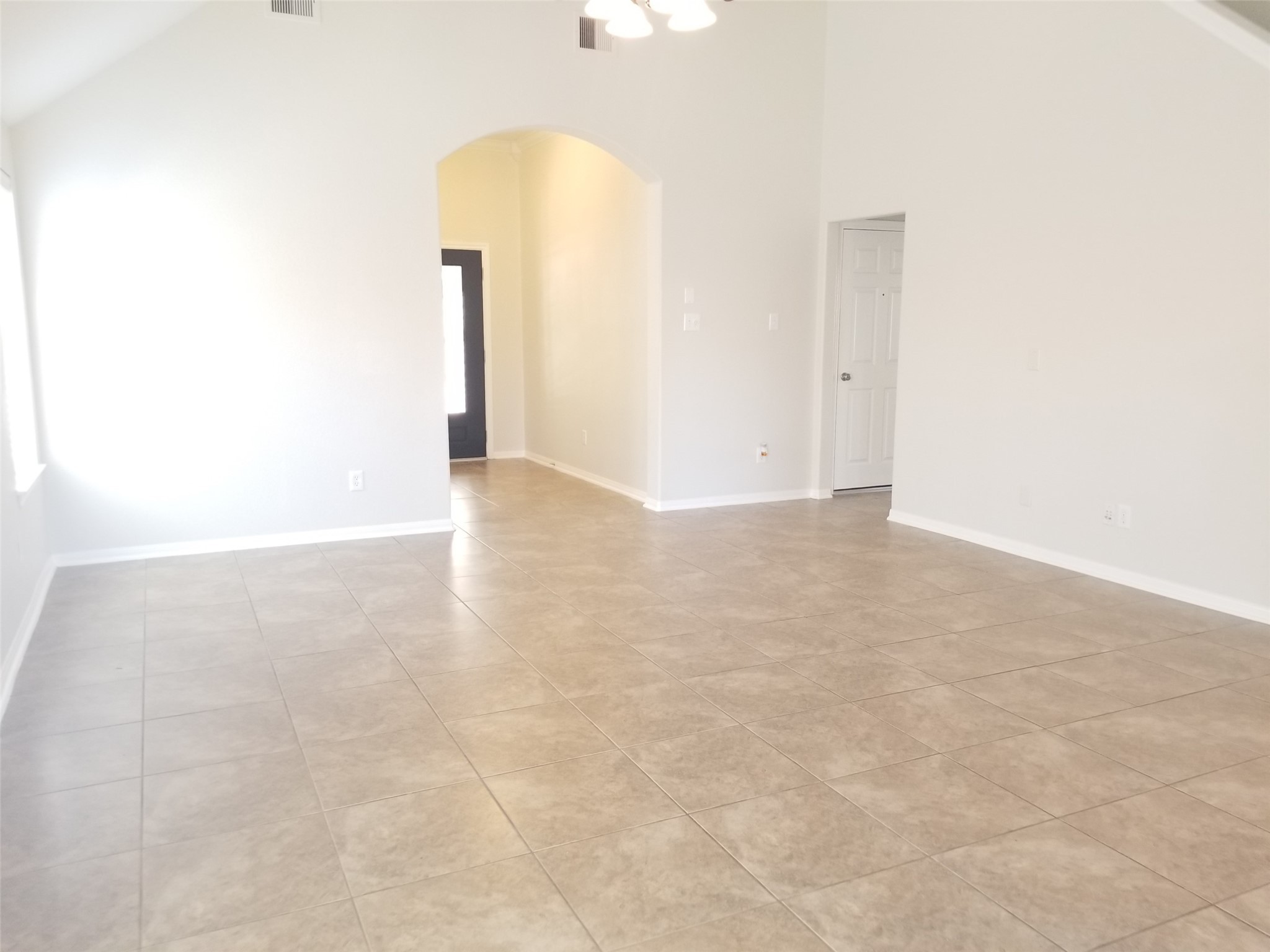 26726 Bellwood Pines Drive Property Photo 6
