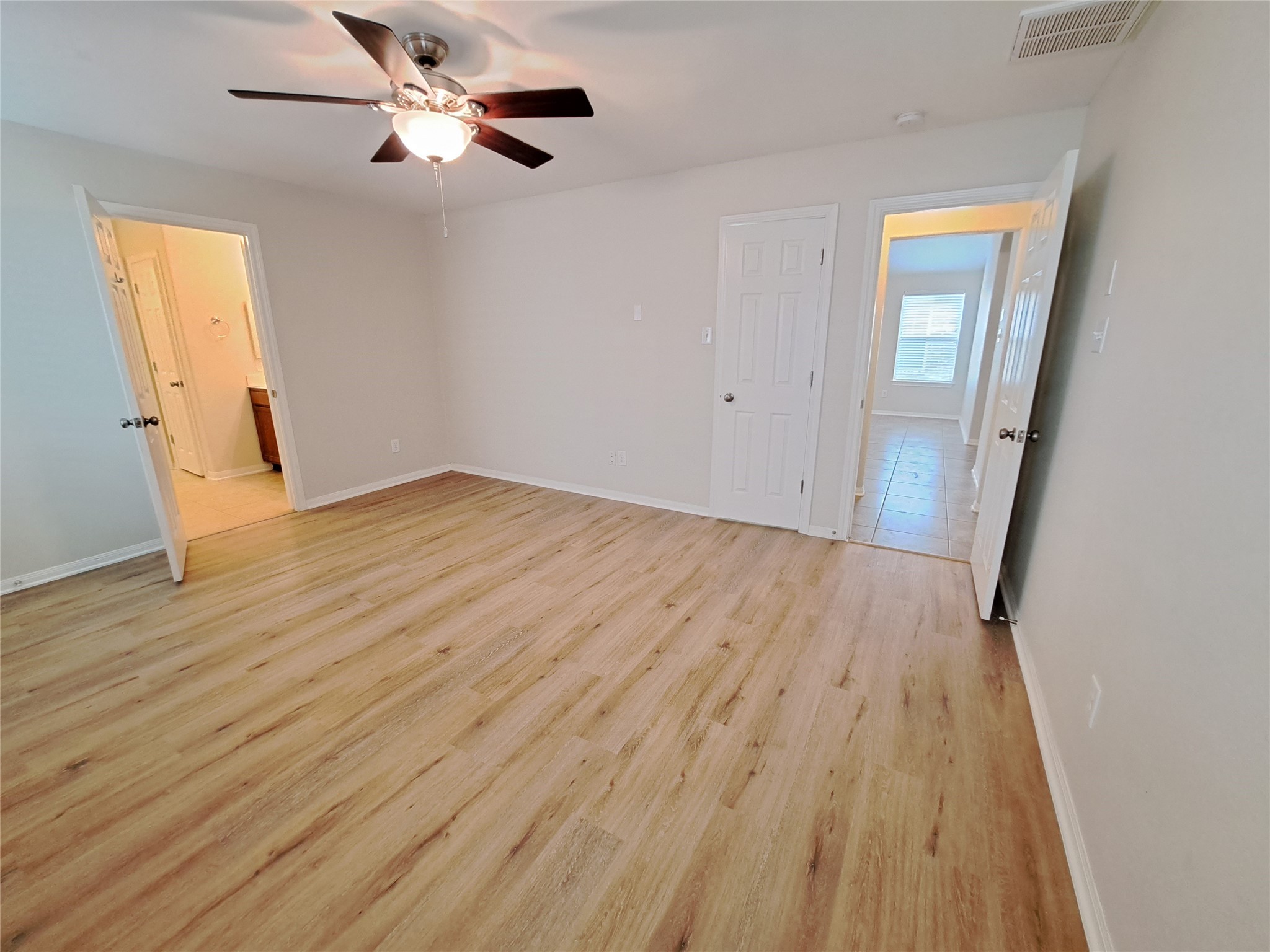 26726 Bellwood Pines Drive Property Photo 8