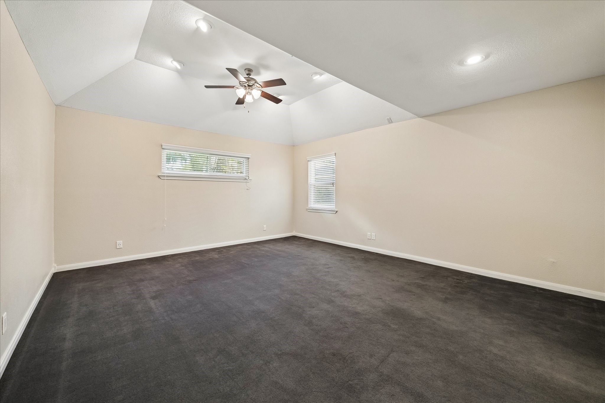 13811 Woodthorpe Lane Property Photo 19