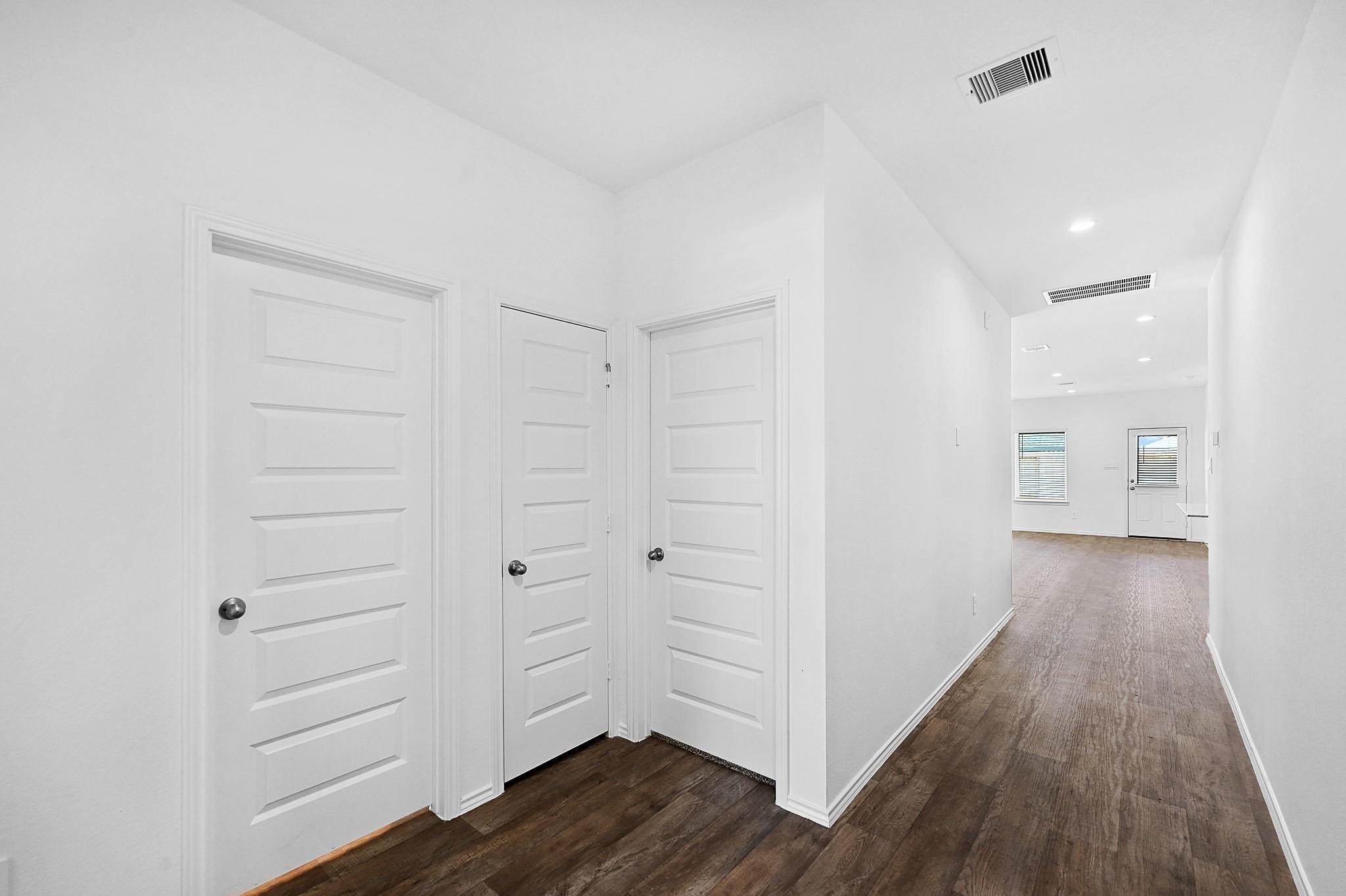 4219 Bedwyn Bay Property Photo 19