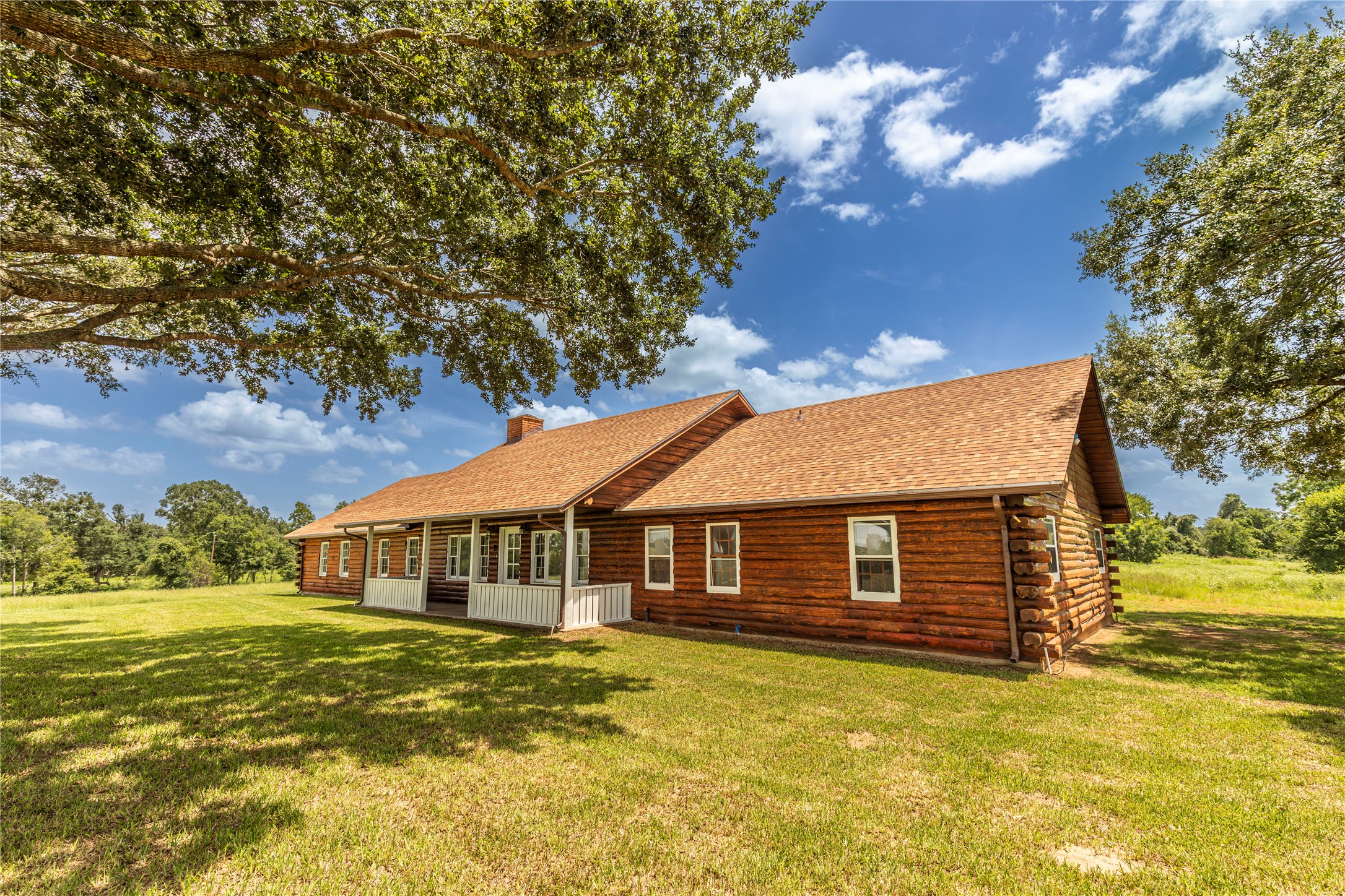 3491 Lynn Road Property Photo 1