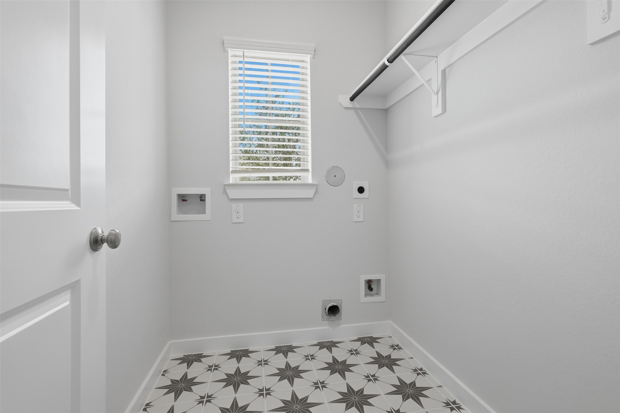 5011 Bowen Prairie Drive Property Photo 25