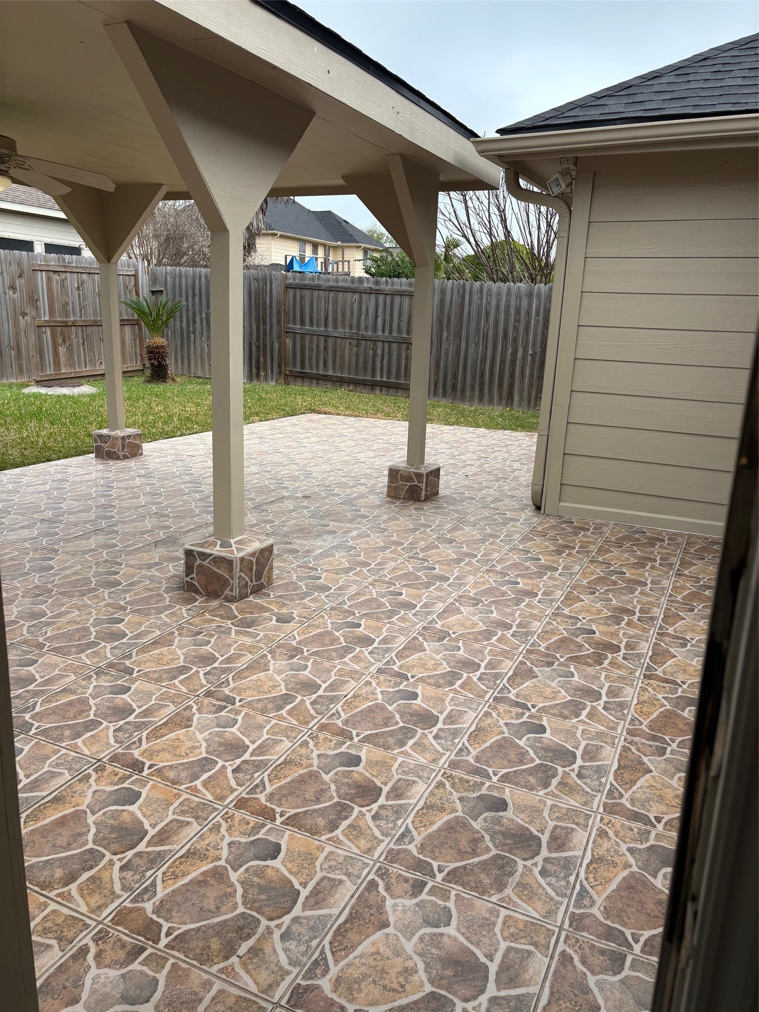 903 Christopher Property Photo 10