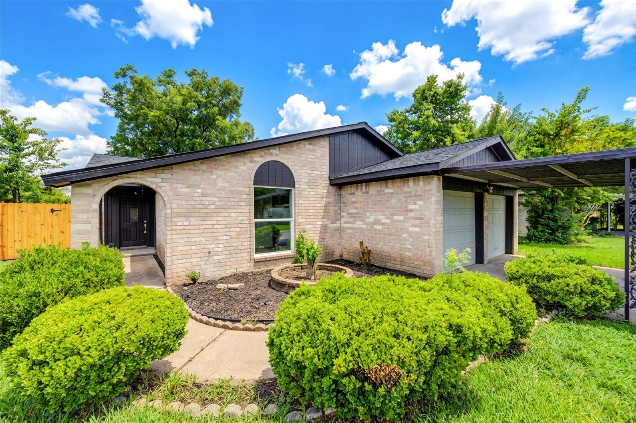 12802 Murr Way Property Photo 1
