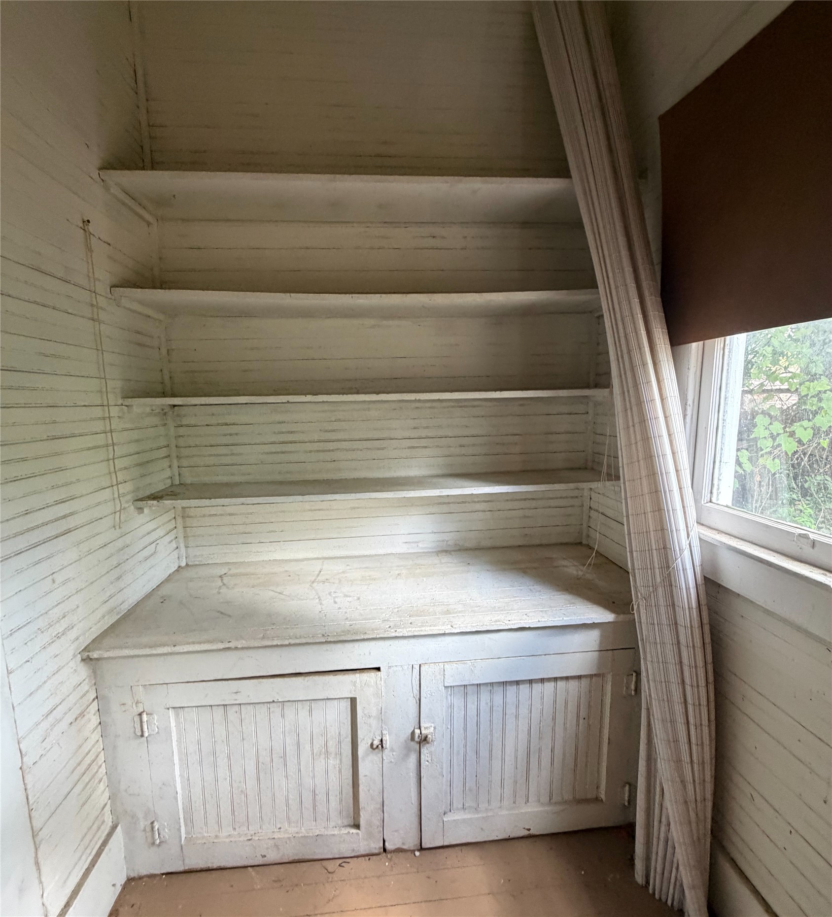 505 W Buck Street Property Photo 12