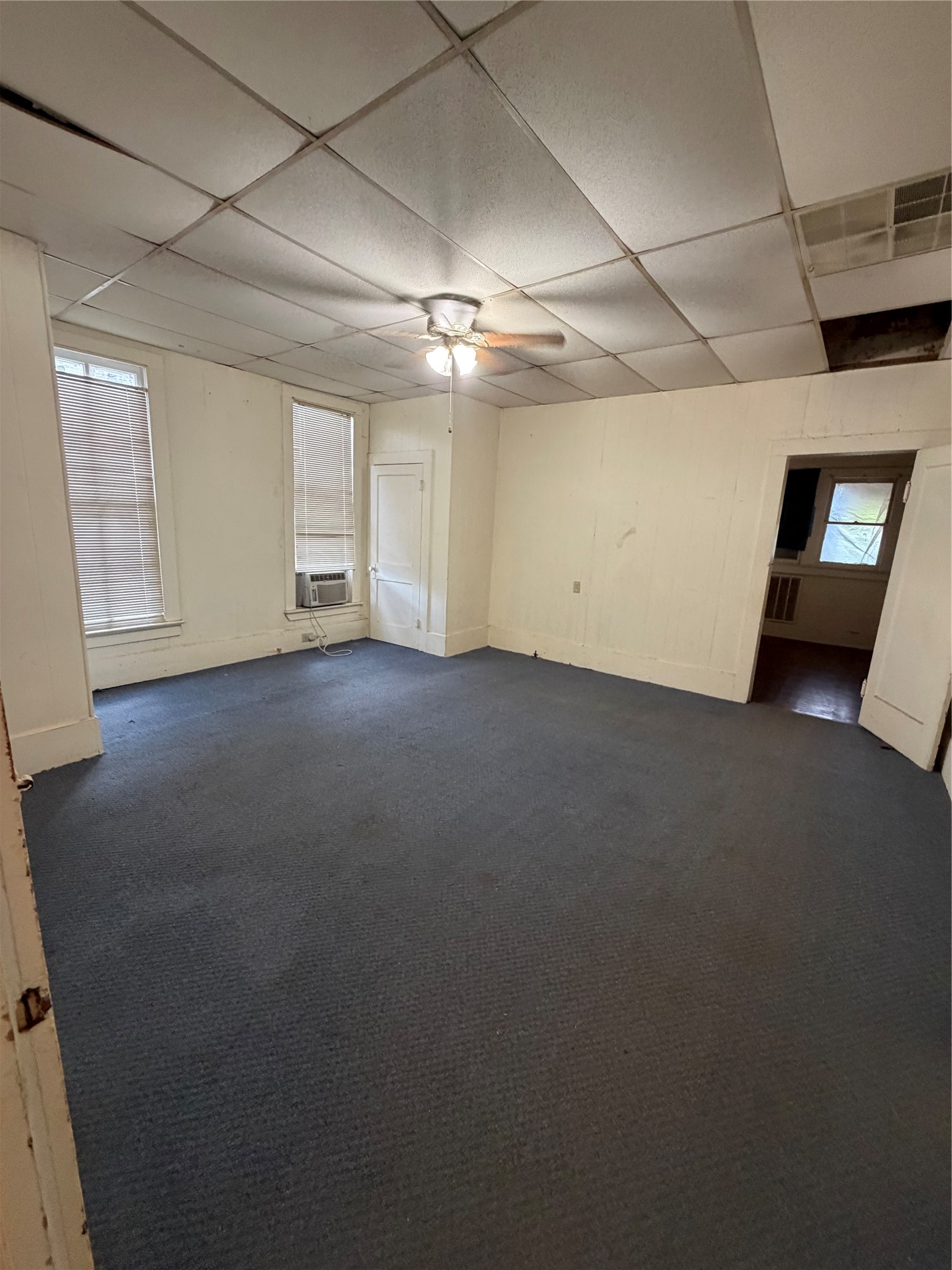 505 W Buck Street Property Photo 20