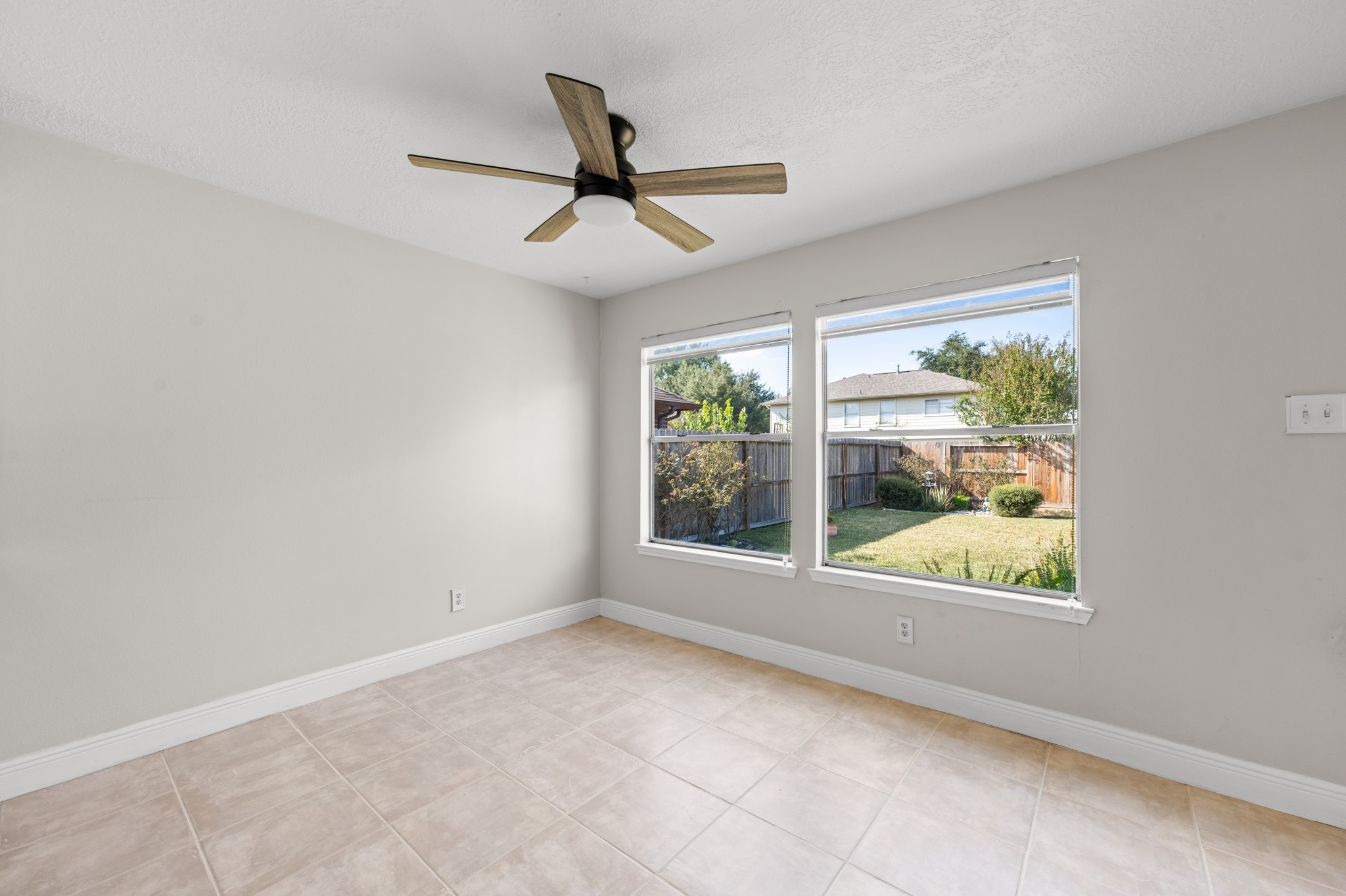 20322 Sabal Palms Drive Property Photo 12