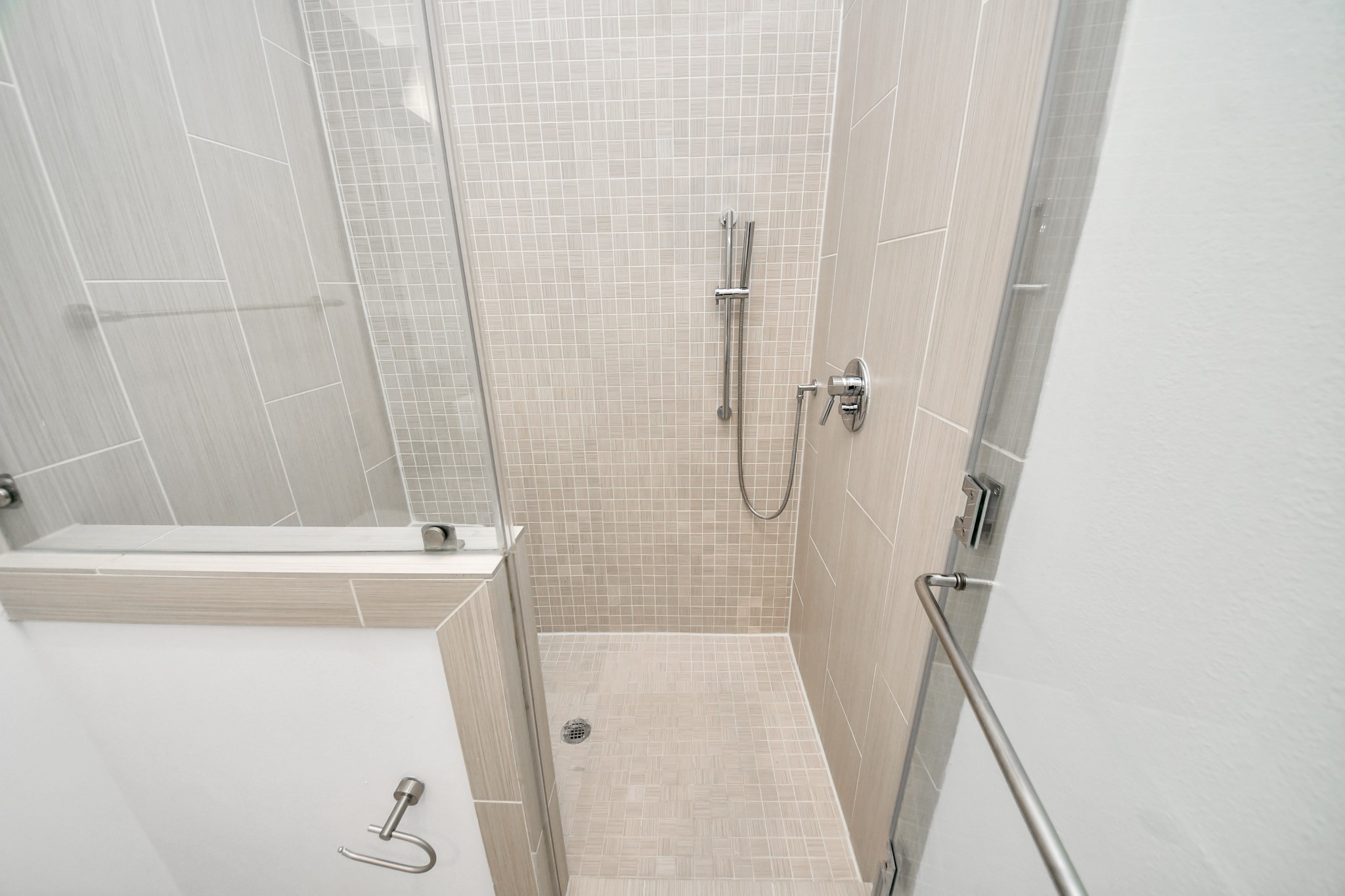 207 Pierce Street 301 Property Photo 10