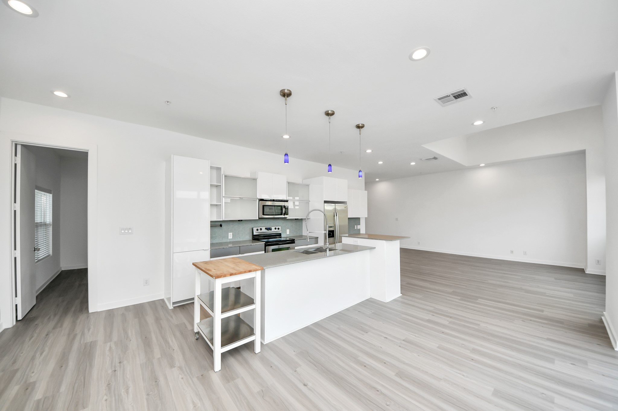 207 Pierce Street 301 Property Photo 15