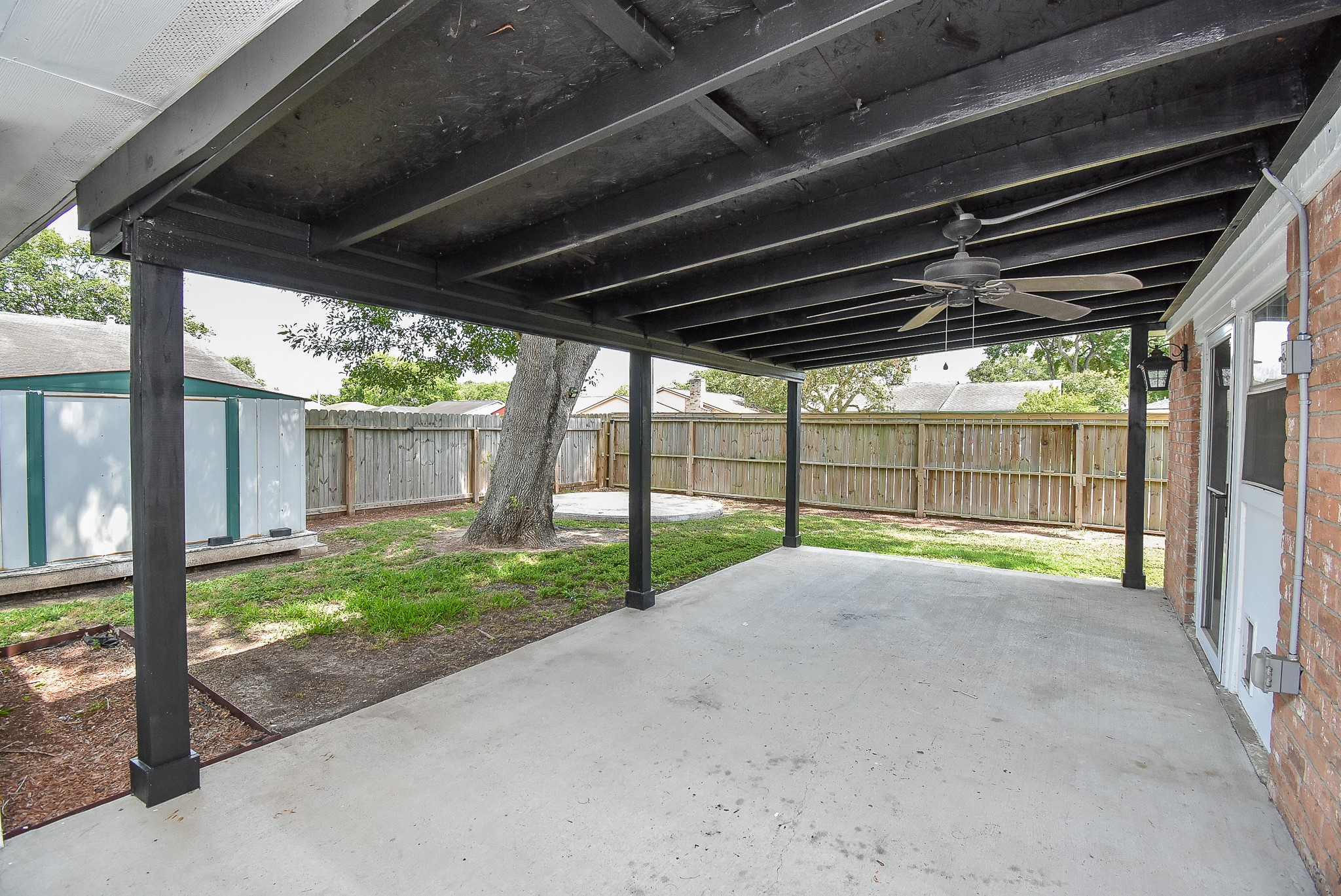 1102 Ashdale Drive Property Photo 8