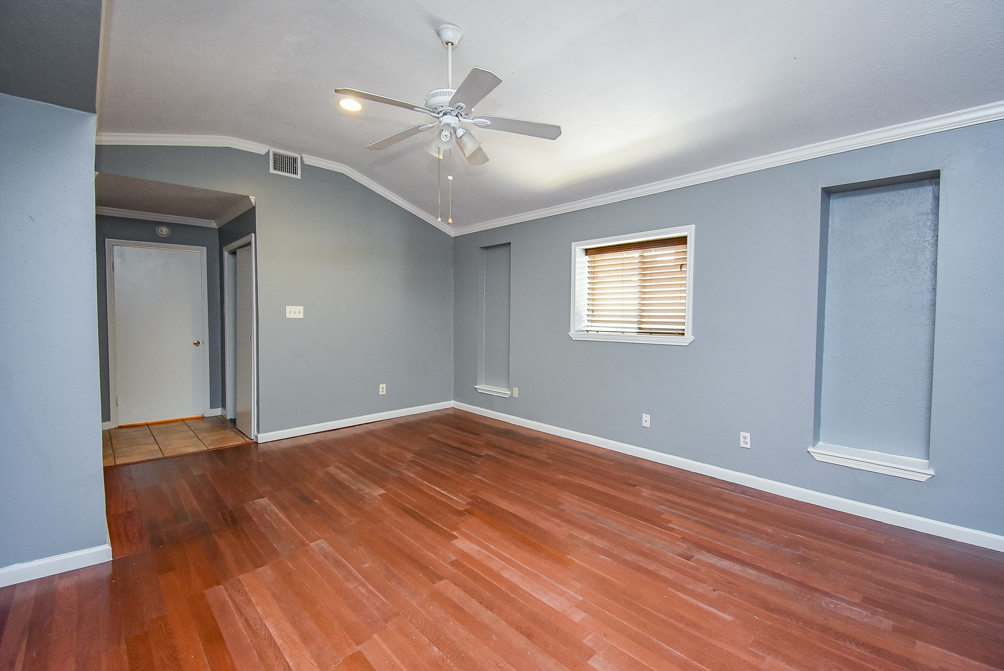 1102 Ashdale Drive Property Photo 20