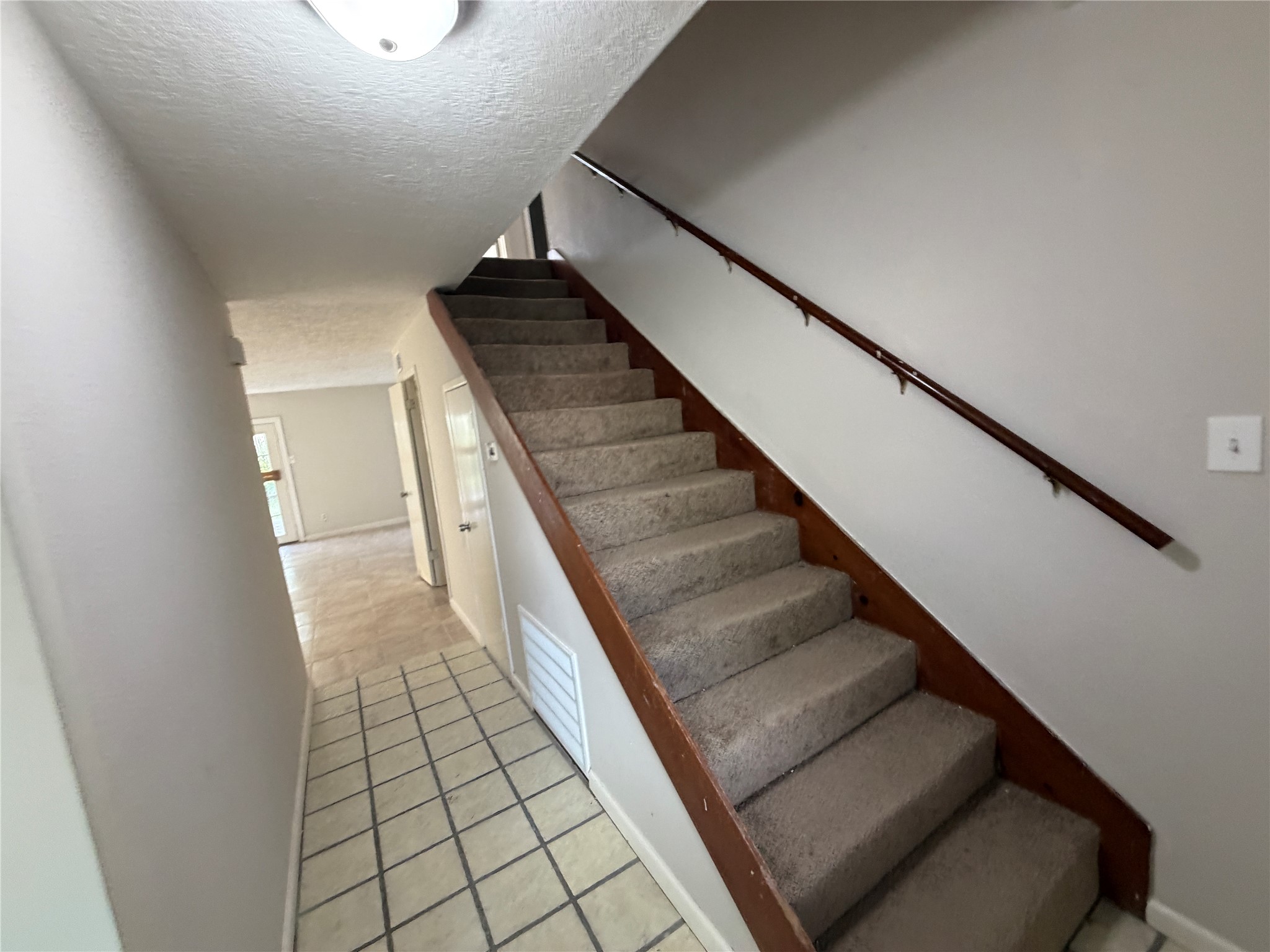 501 S Holmes Street Property Photo 3
