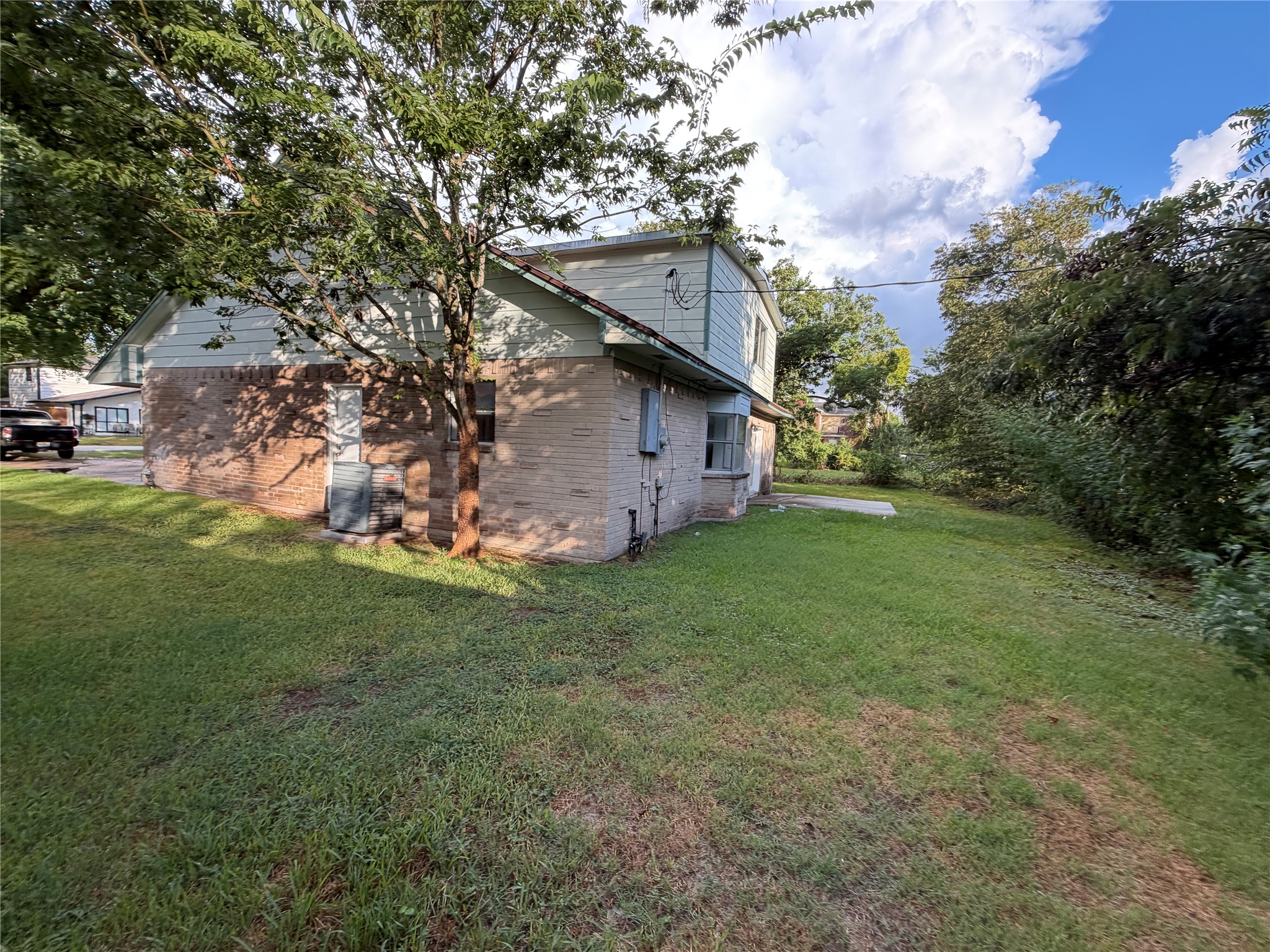 501 S Holmes Street Property Photo 17
