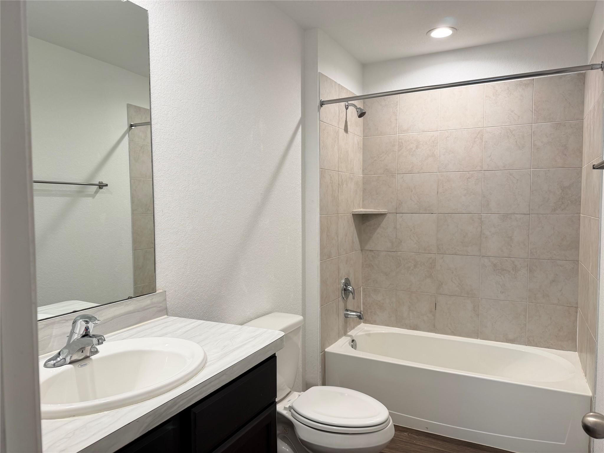 14858 Cypress Hollow Drive Property Photo 10