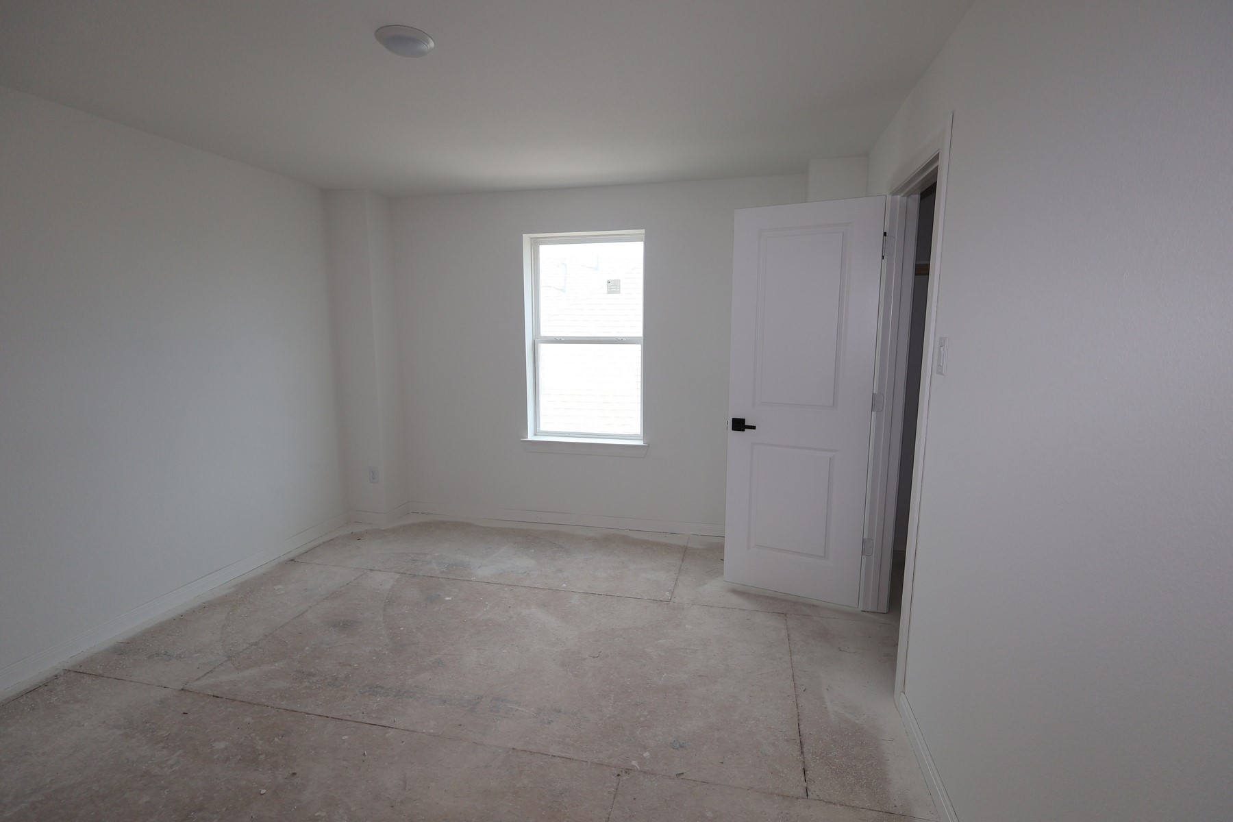 2807 Garden Meadow Street Property Photo 12