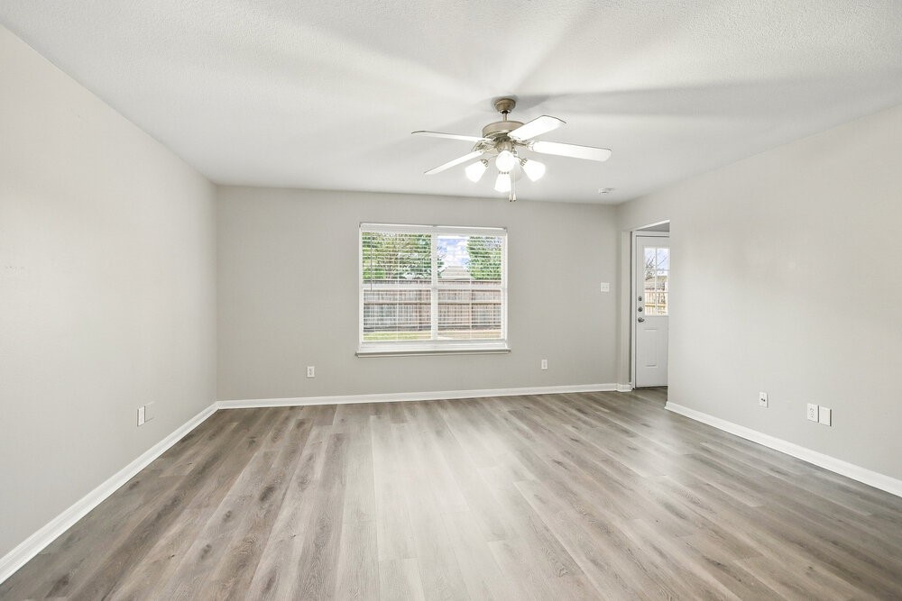 4326 Pecos River Drive Property Photo 3