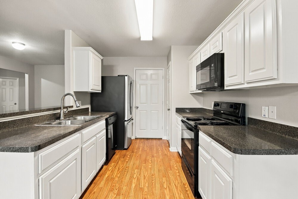 4326 Pecos River Drive Property Photo 6