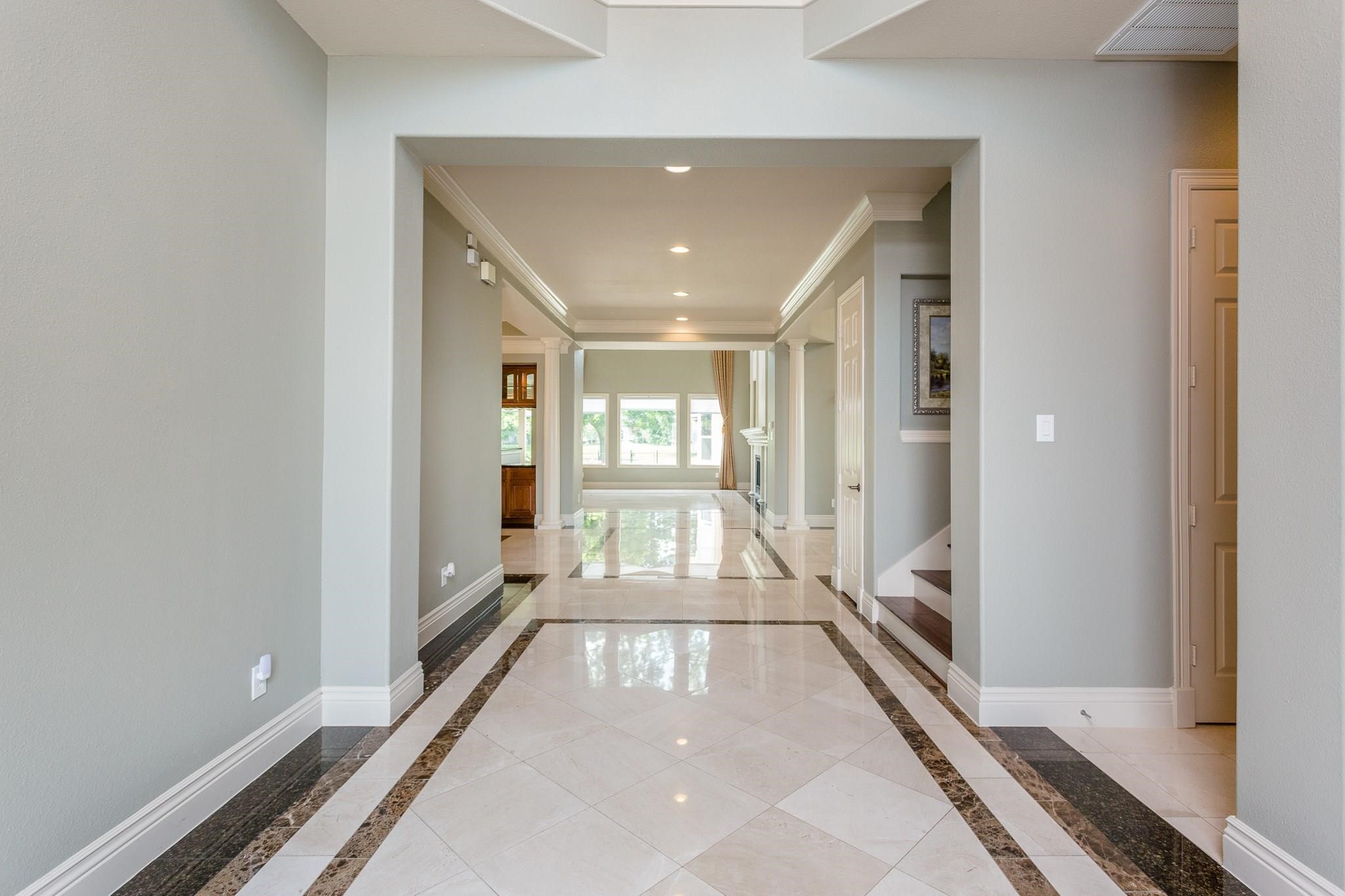5243 Harvest Bend Court Property Photo 8