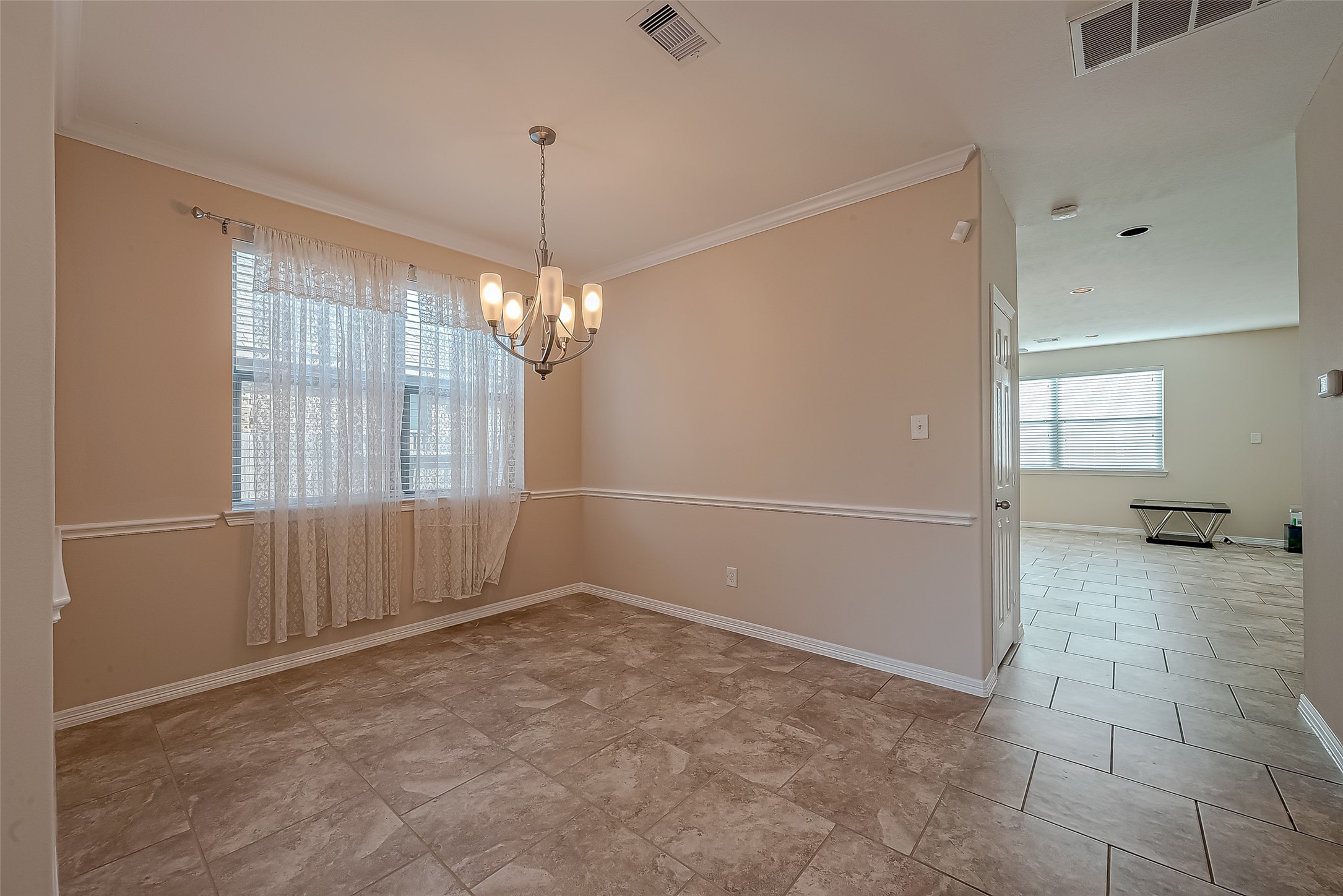 15923 Eldora Springs Court Property Photo 7