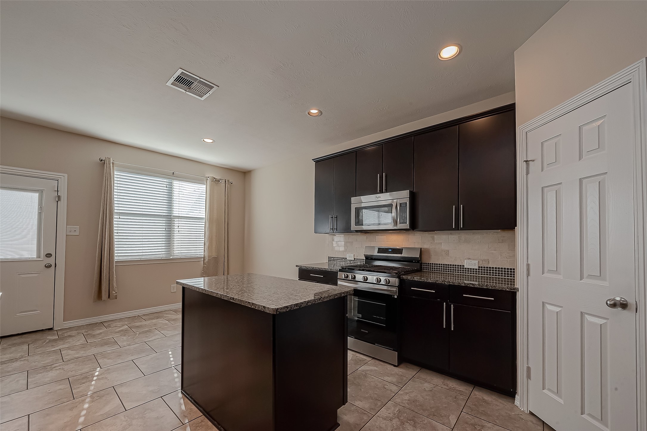 15923 Eldora Springs Court Property Photo 14