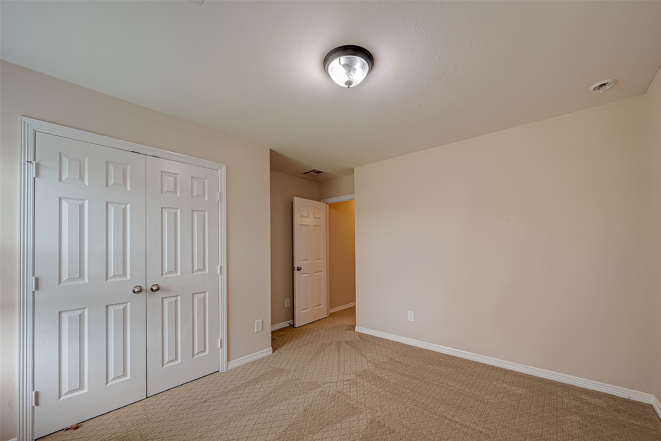 15923 Eldora Springs Court Property Photo 28