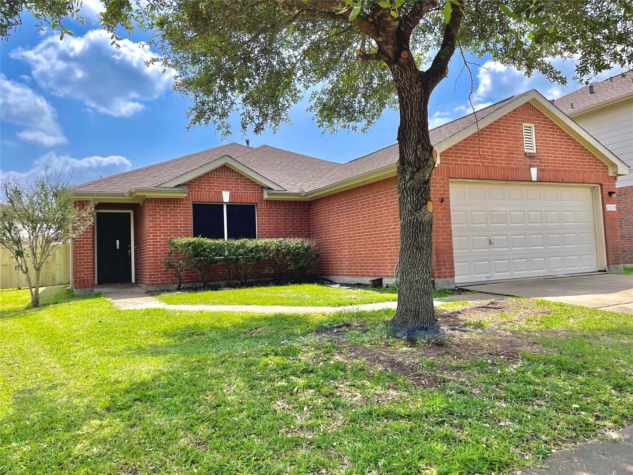 10218 Cades Creek Court Property Photo 1