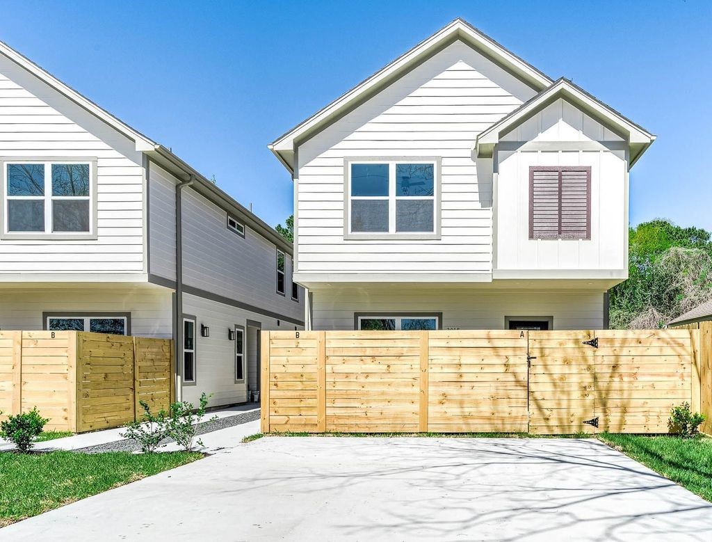 2018 Hampton A Street A Property Photo 1