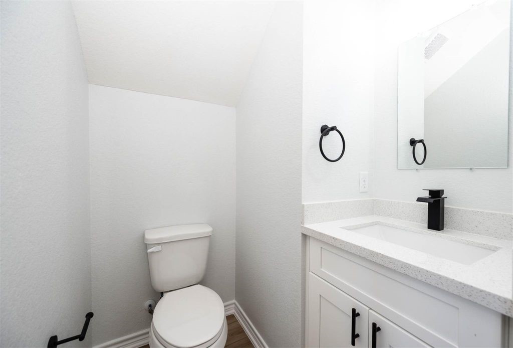 2018 Hampton A Street A Property Photo 10