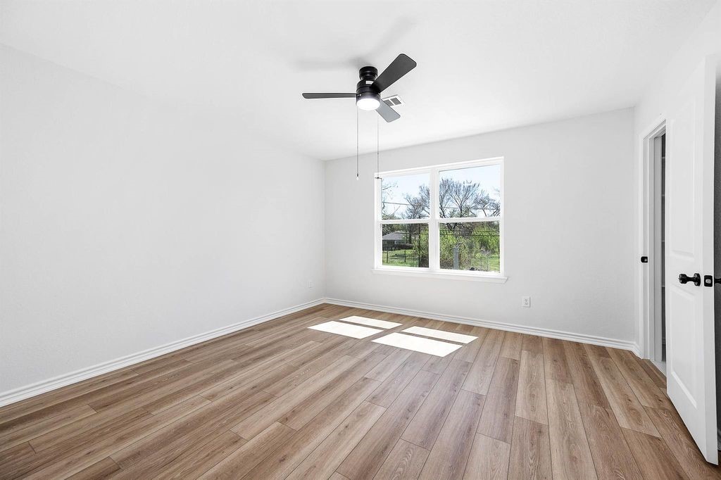 2018 Hampton A Street A Property Photo 13