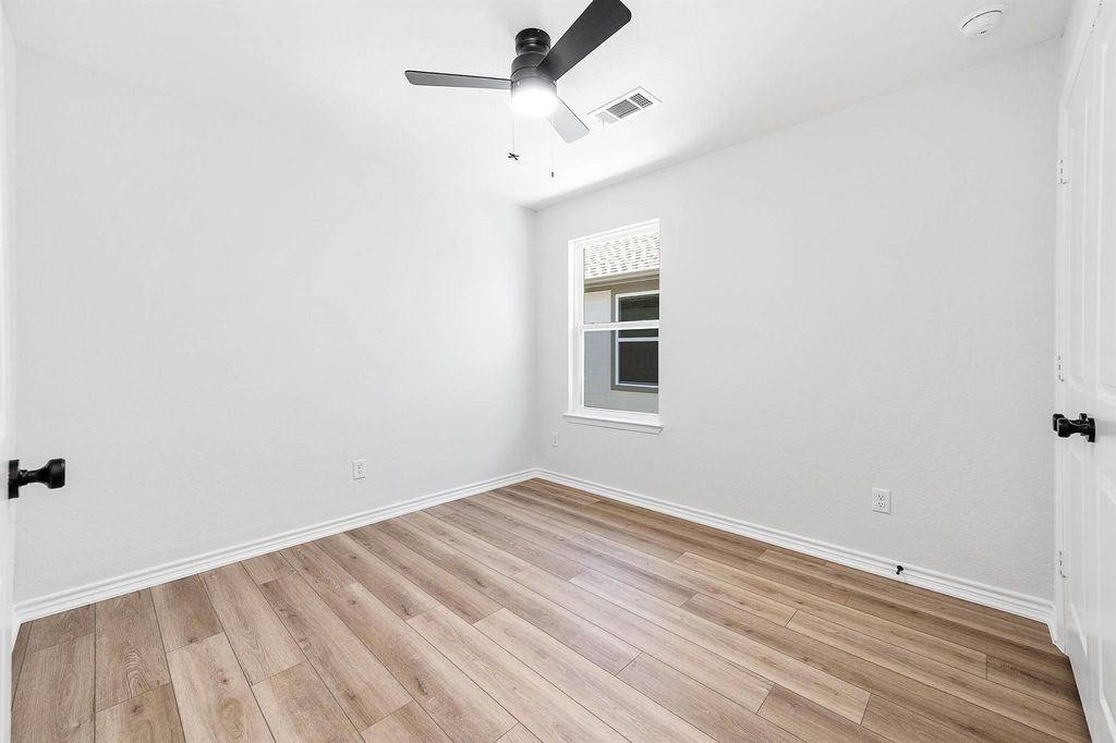 2018 Hampton A Street A Property Photo 19