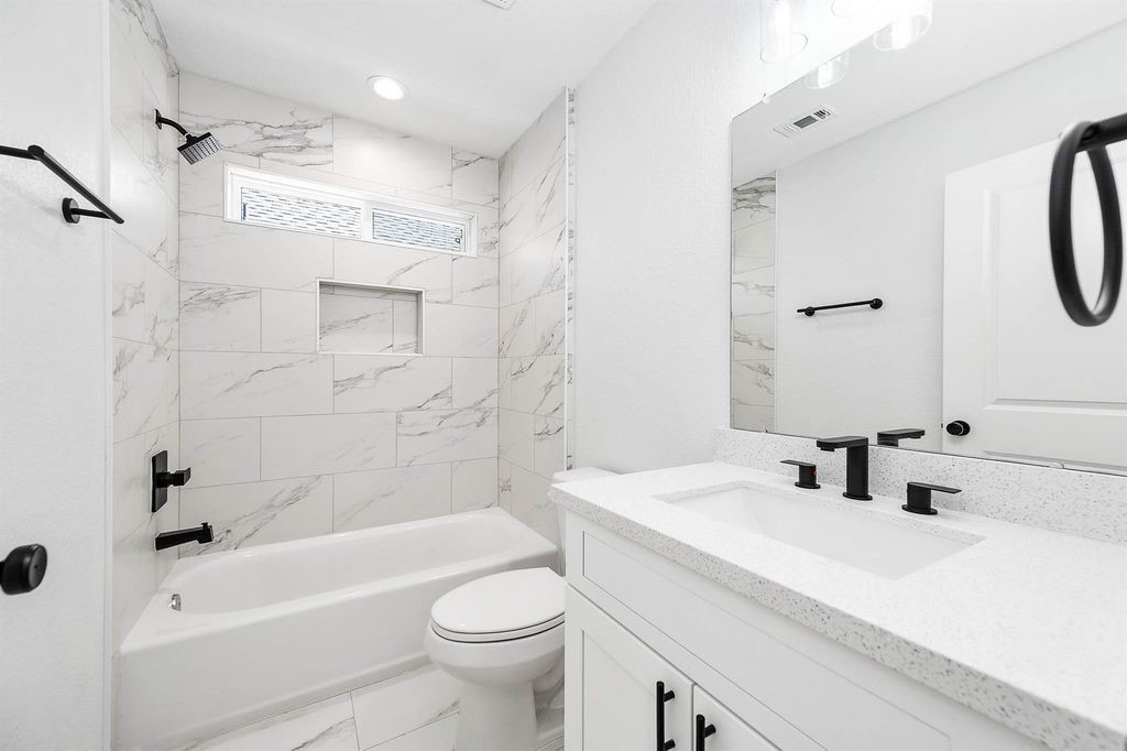 2018 Hampton A Street A Property Photo 20