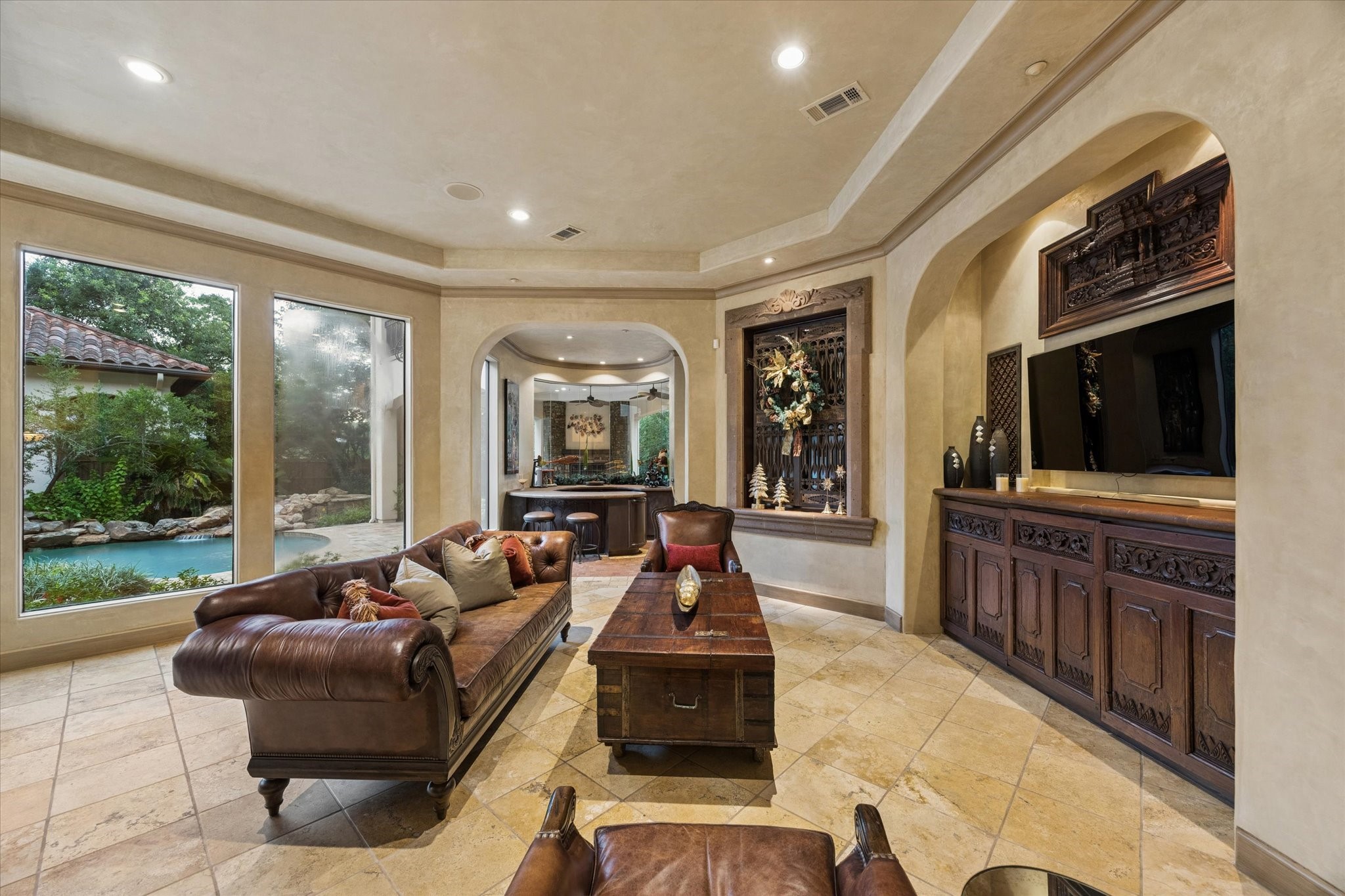 2 Lacewood Lane Property Photo 12