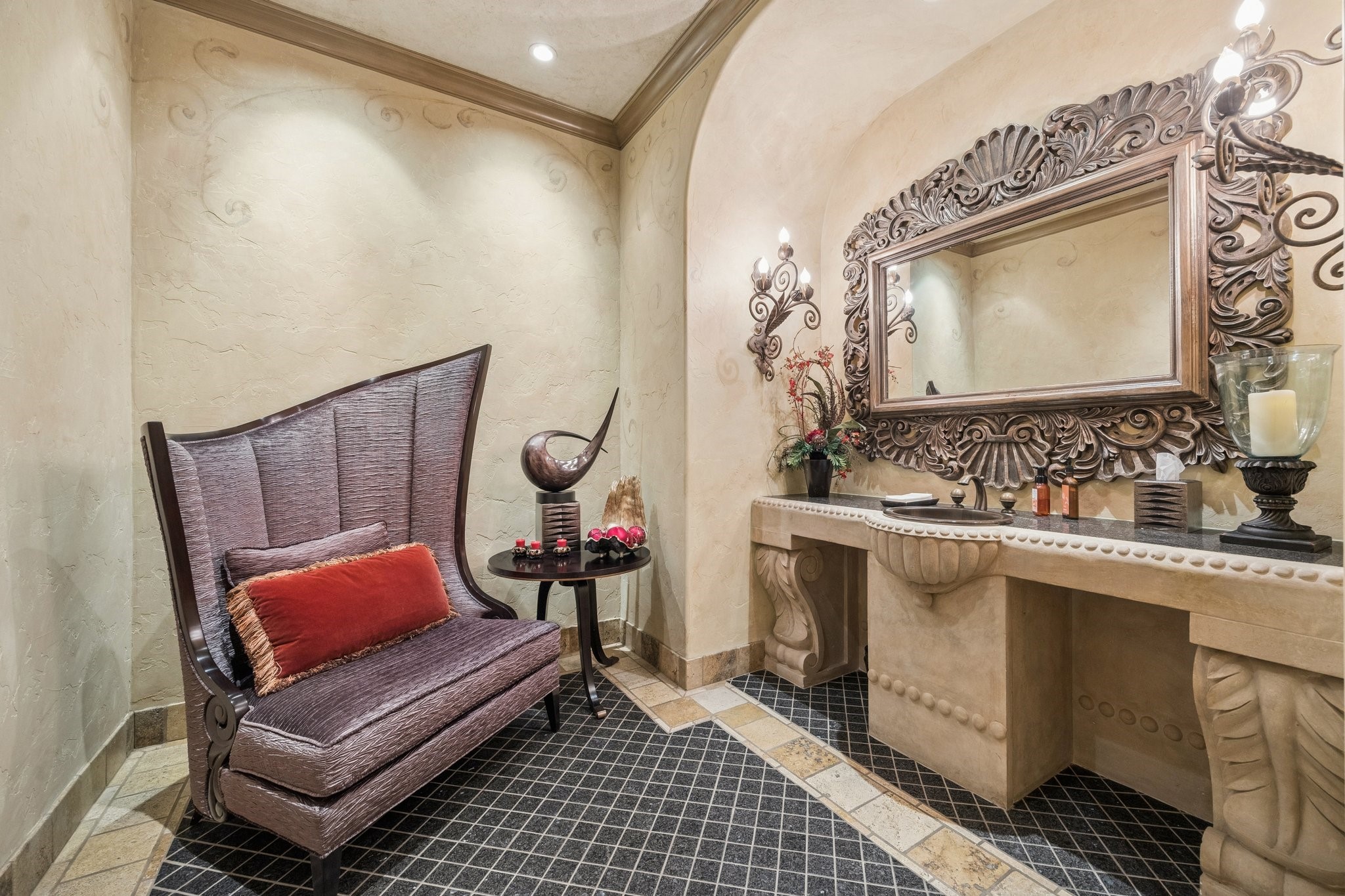 2 Lacewood Lane Property Photo 14