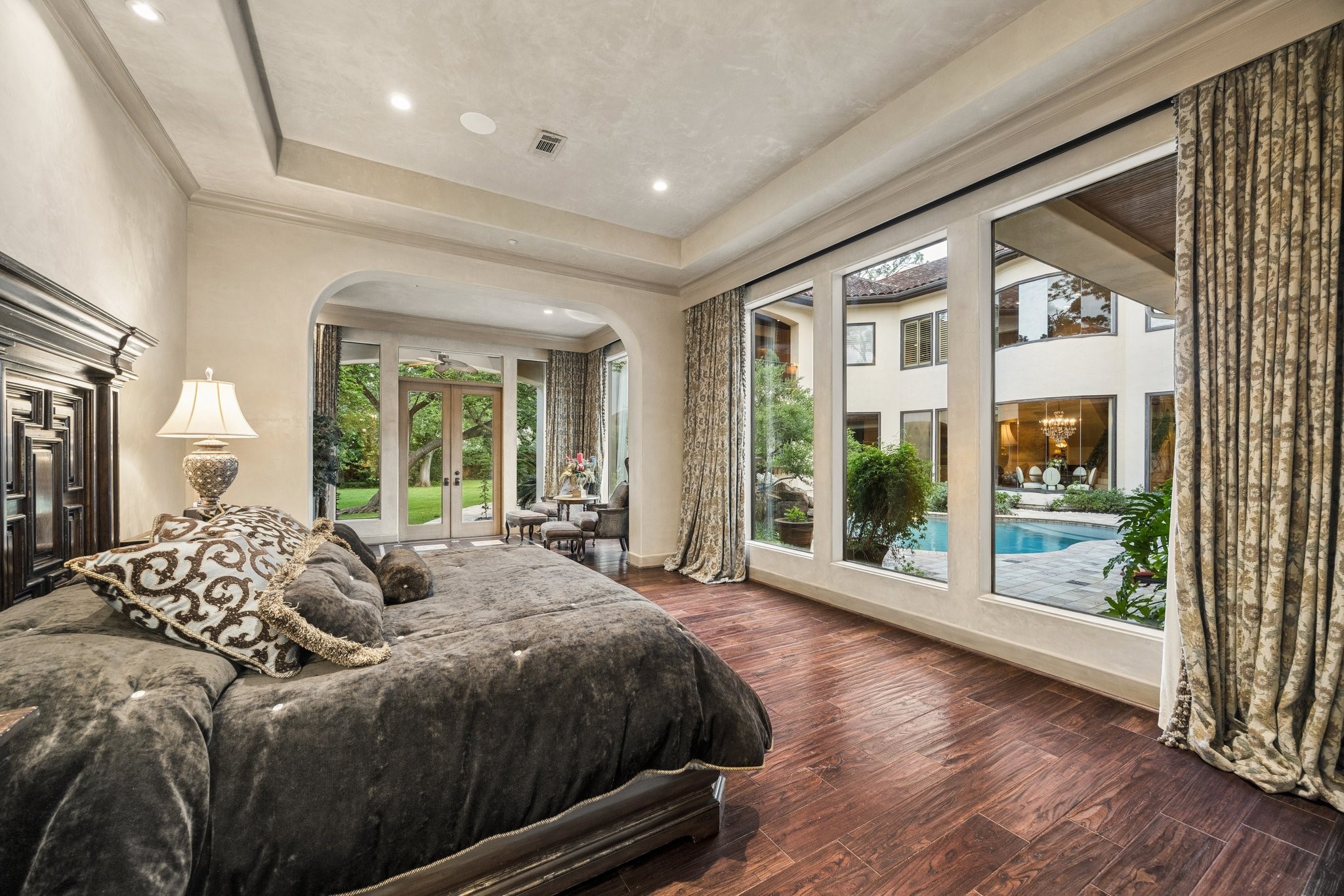 2 Lacewood Lane Property Photo 19