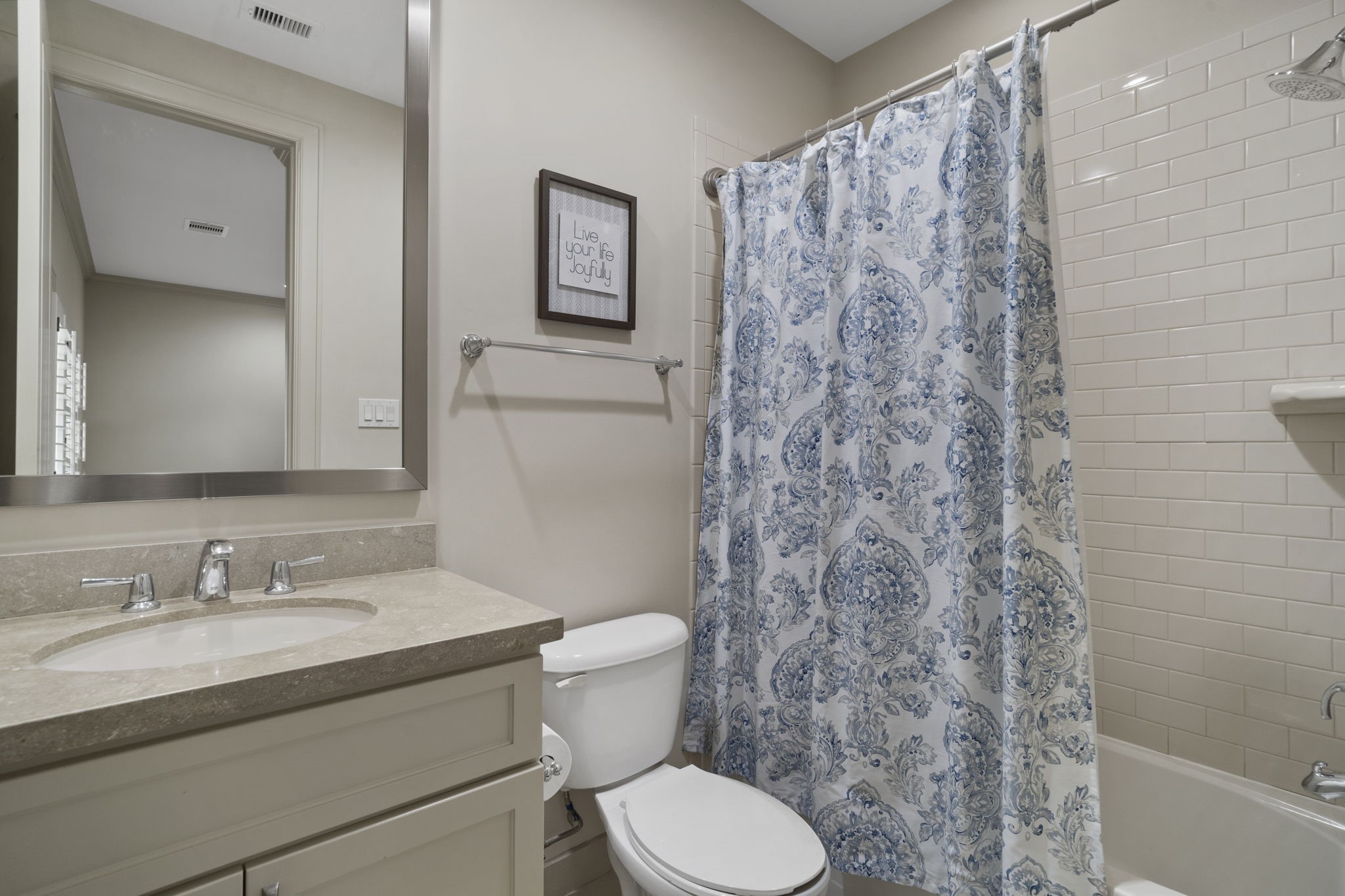 15931 Morgan Street Property Photo 16