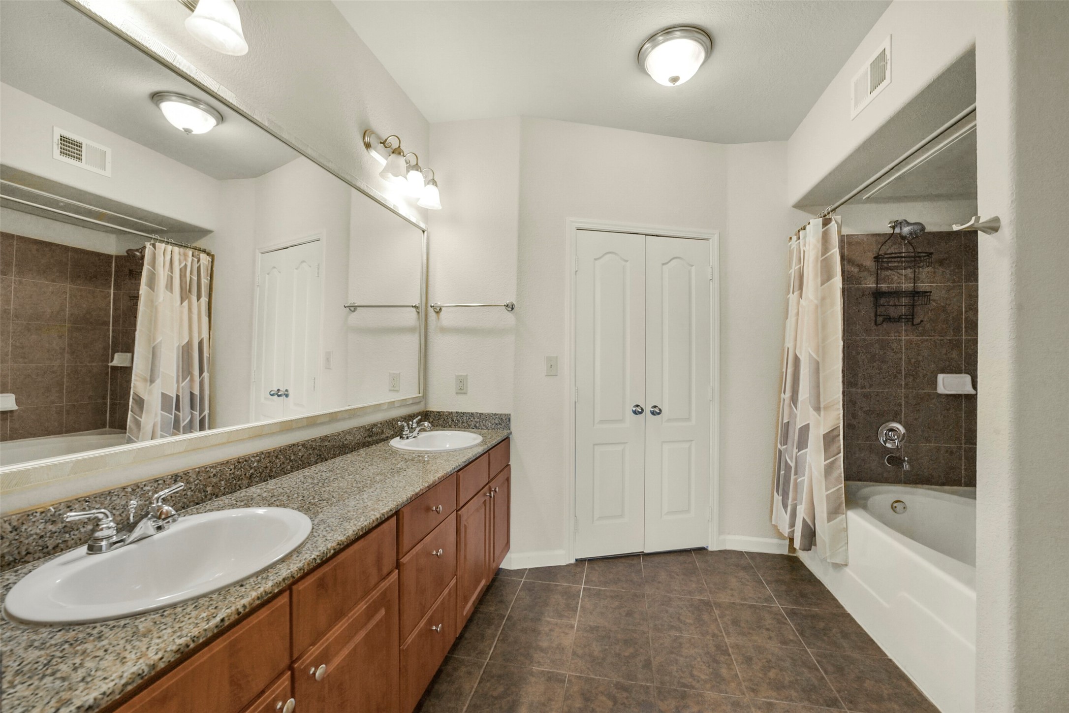 1711 Old Spanish Trail 437 Property Photo 11