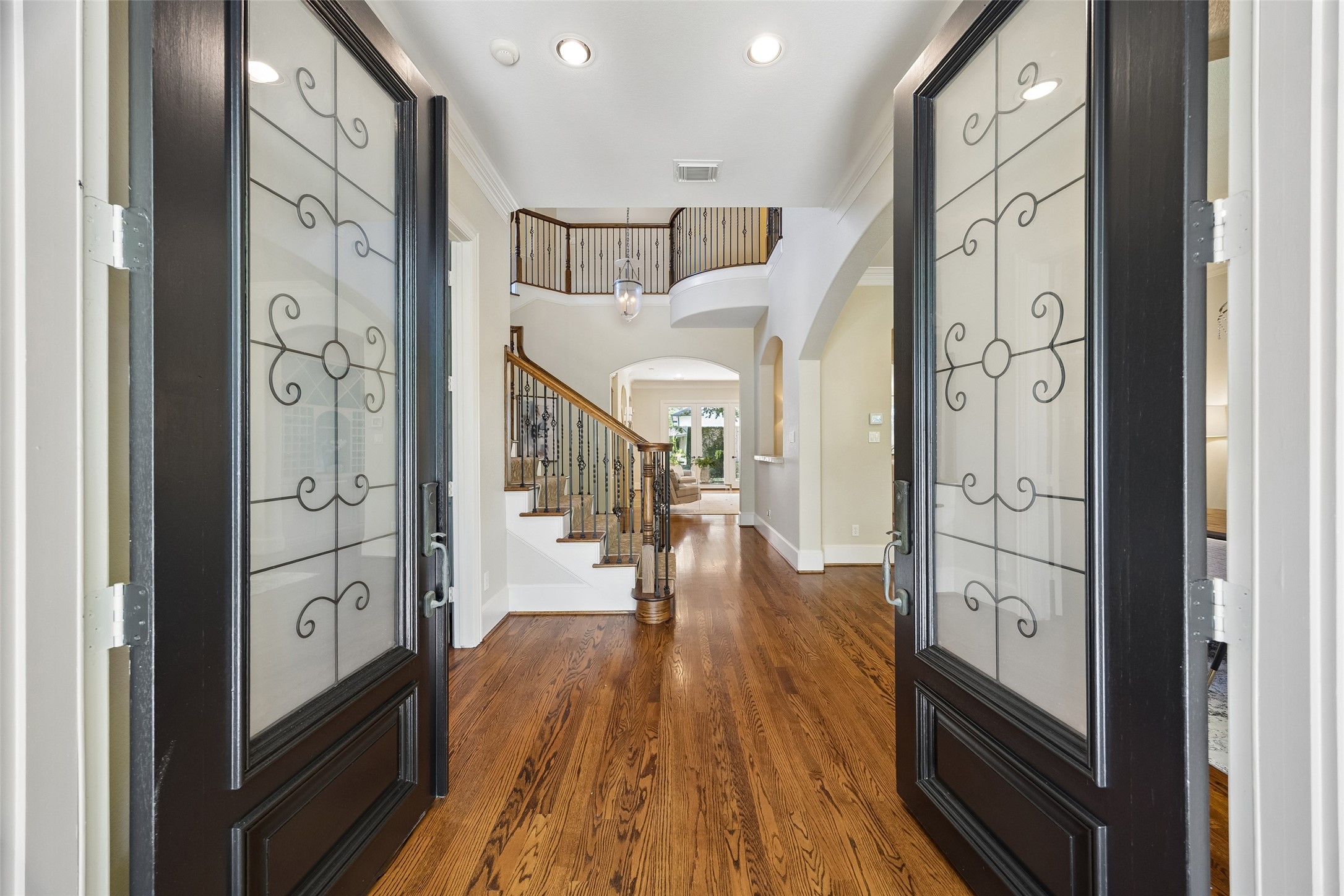 6261 Burgoyne Road Property Photo 8