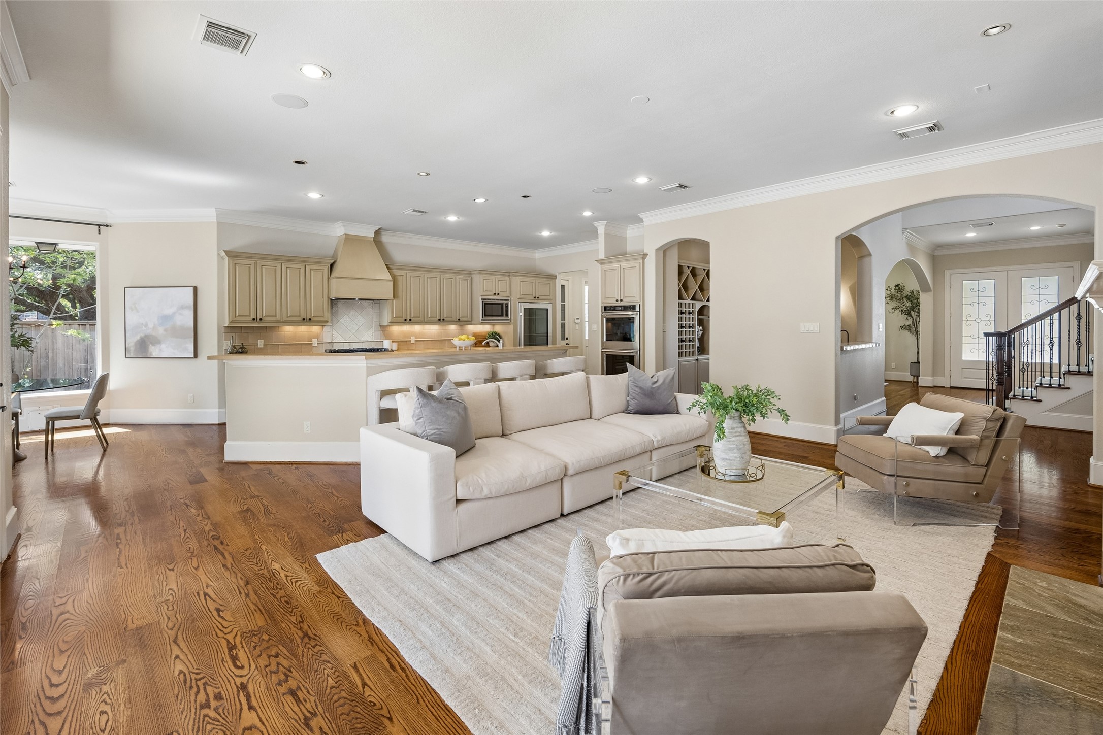 6261 Burgoyne Road Property Photo 18