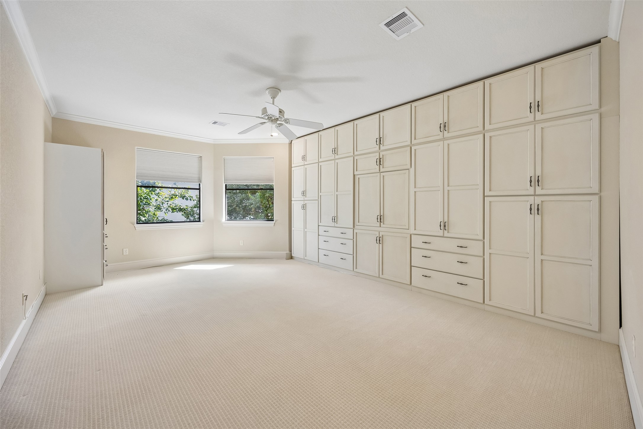 6261 Burgoyne Road Property Photo 33