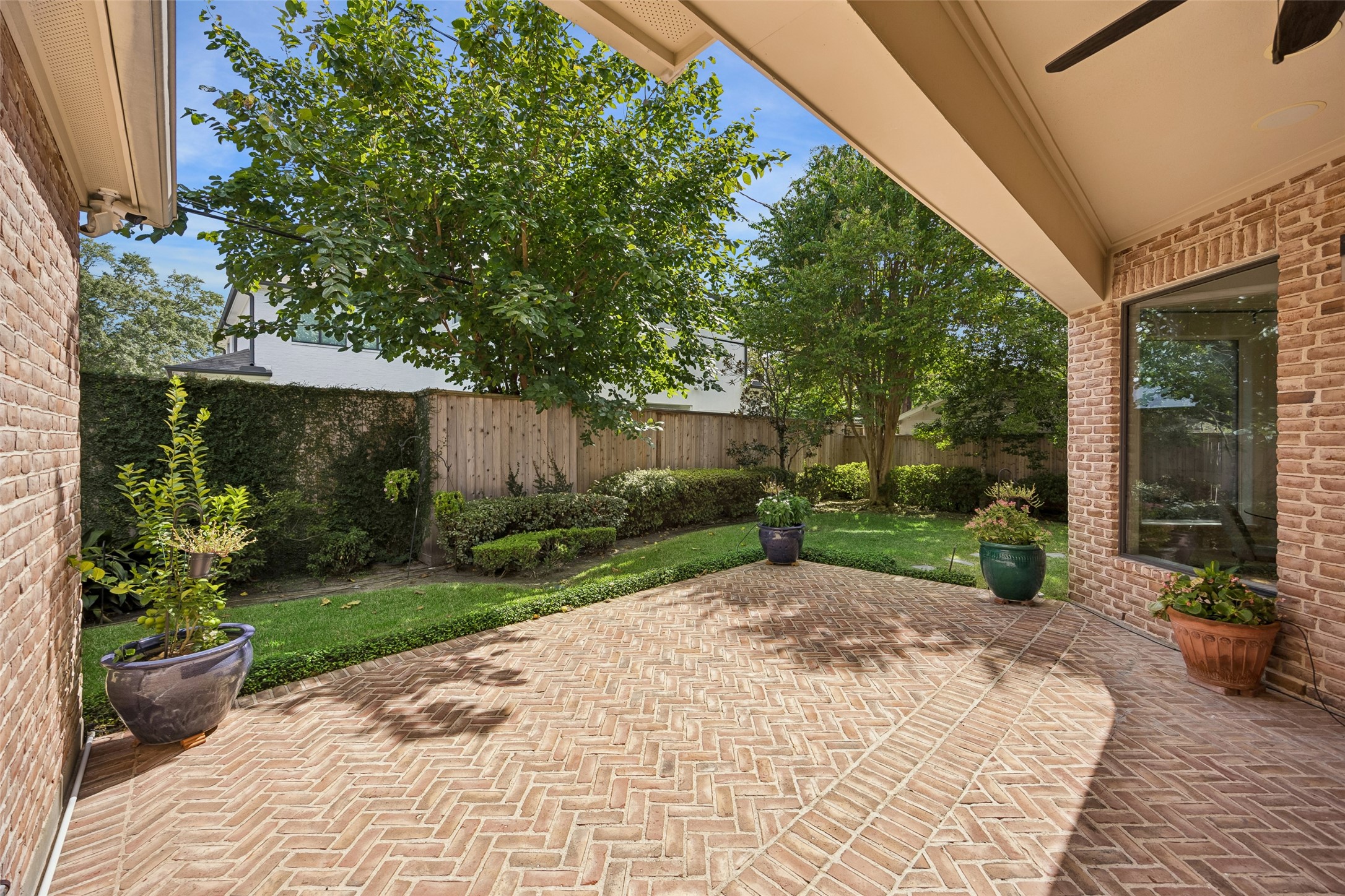 6261 Burgoyne Road Property Photo 39