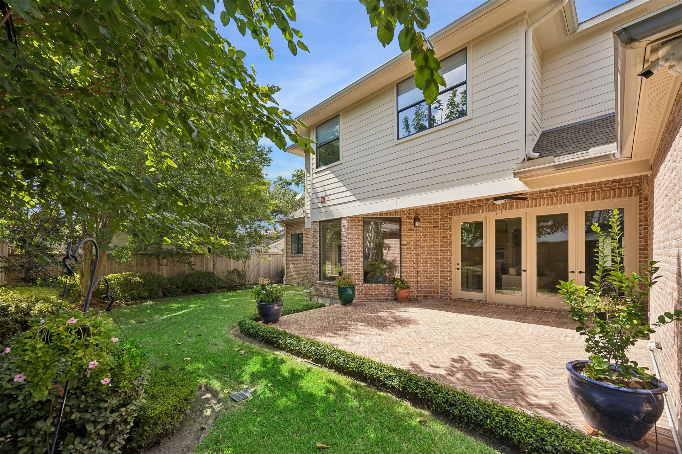 6261 Burgoyne Road Property Photo 40